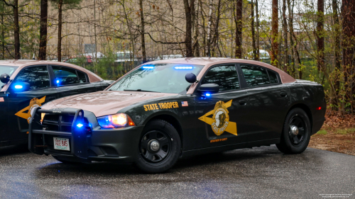 Additional photo  of New Hampshire State Police
                    Cruiser 845, a 2011-2014 Dodge Charger                     taken by @riemergencyvehicles