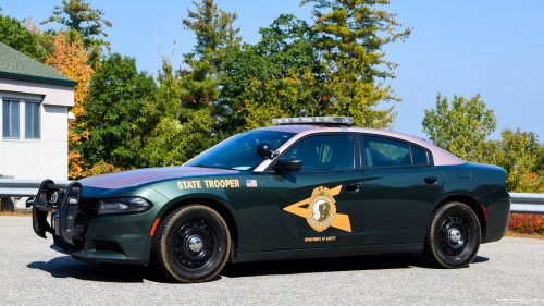 Additional photo  of New Hampshire State Police
                    Cruiser 409, a 2015-2016 Dodge Charger                     taken by Kieran Egan