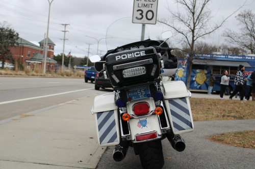 Additional photo  of Warwick Police
                    Motorcycle 2, a 2010-2015 Harley-Davidson Electra Glide                     taken by @riemergencyvehicles