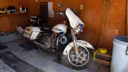 Additional photo  of Warwick Police
                    Motorcycle 1, a 2010-2015 Harley-Davidson Electra Glide                     taken by @riemergencyvehicles