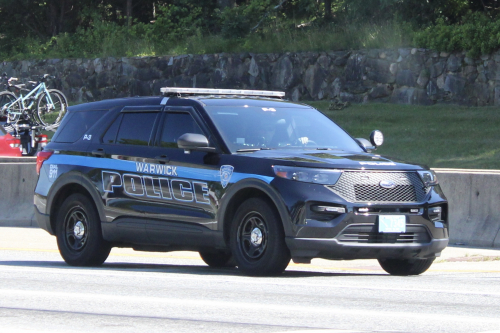 Additional photo  of Warwick Police
                    Cruiser P-3, a 2021 Ford Police Interceptor Utility                     taken by @riemergencyvehicles