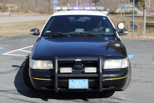 Additional photo  of Medway Police
                    Cruiser K-18, a 2011 Ford Crown Victoria Police Interceptor                     taken by Kieran Egan