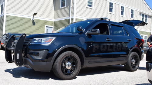 Additional photo  of Narragansett Police
                    Car 30, a 2018 Ford Police Interceptor Utility                     taken by Kieran Egan