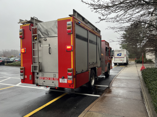 Additional photo  of Warwick Fire
                    Engine 14, a 2009 HME/Hensel                     taken by Kieran Egan