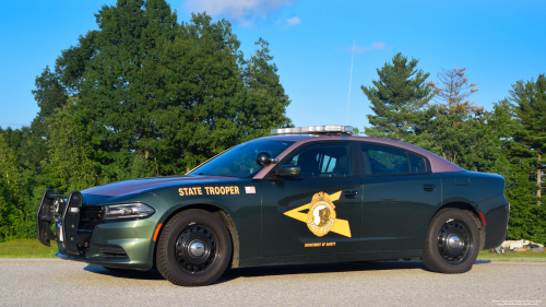 Additional photo  of New Hampshire State Police
                    Cruiser 218, a 2015-2016 Dodge Charger                     taken by Kieran Egan