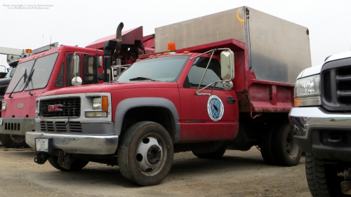 Additional photo  of Warren Public Works
                    Truck 839, a 1988-1998 GMC 3500HD                     taken by Kieran Egan