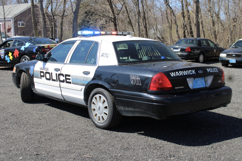 Additional photo  of Warwick Police
                    Cruiser R-70, a 2009-2011 Ford Crown Victoria Police Interceptor                     taken by @riemergencyvehicles