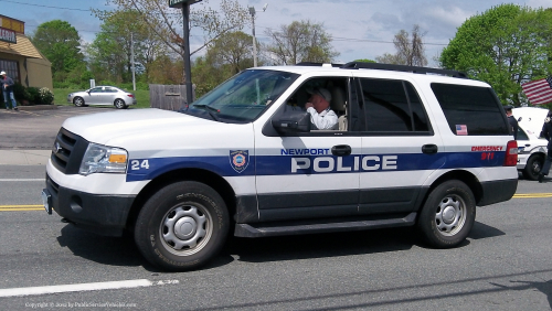 Additional photo  of Newport Police
                    Car 24, a 2010 Ford Expedition                     taken by Kieran Egan