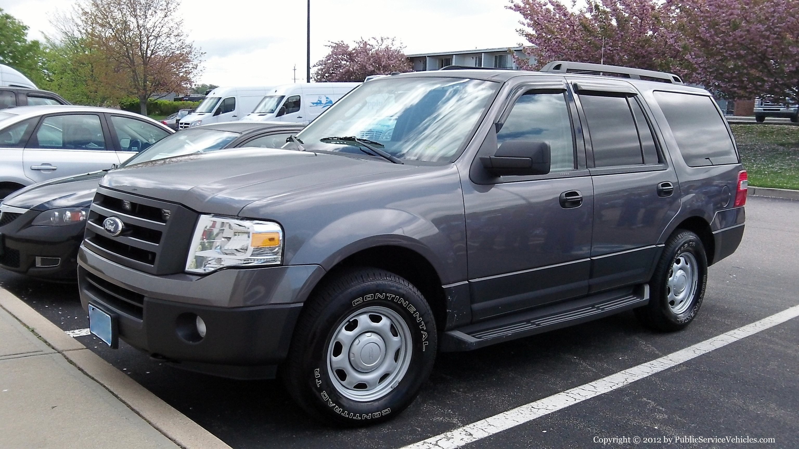 A photo  of Middletown Police
            Cruiser 2131, a 2013 Ford Expedition             taken by Kieran Egan
