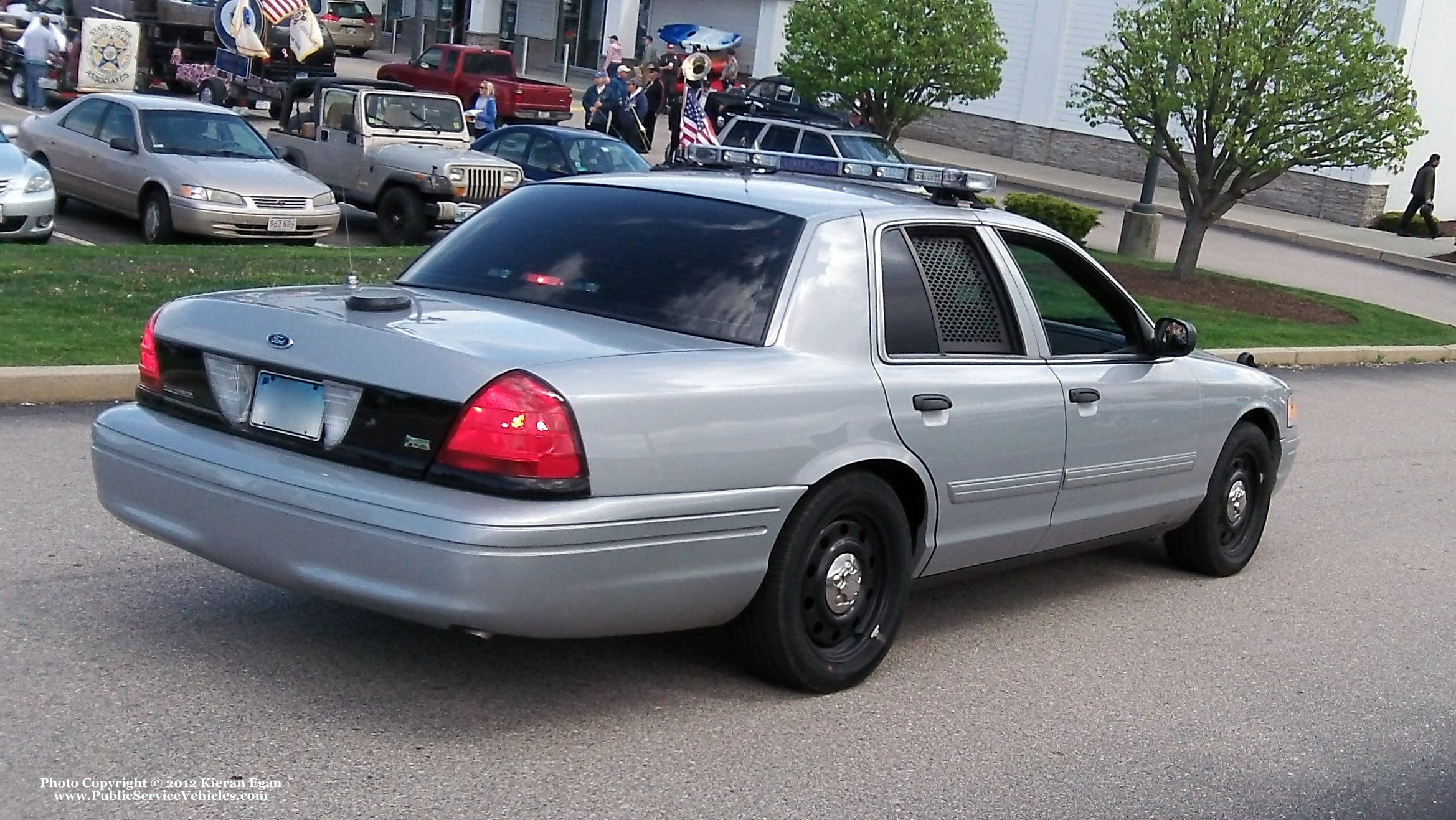 A photo  of Connecticut State Police
            Cruiser 968, a 2009-2011 Ford Crown Victoria Police Interceptor             taken by Kieran Egan