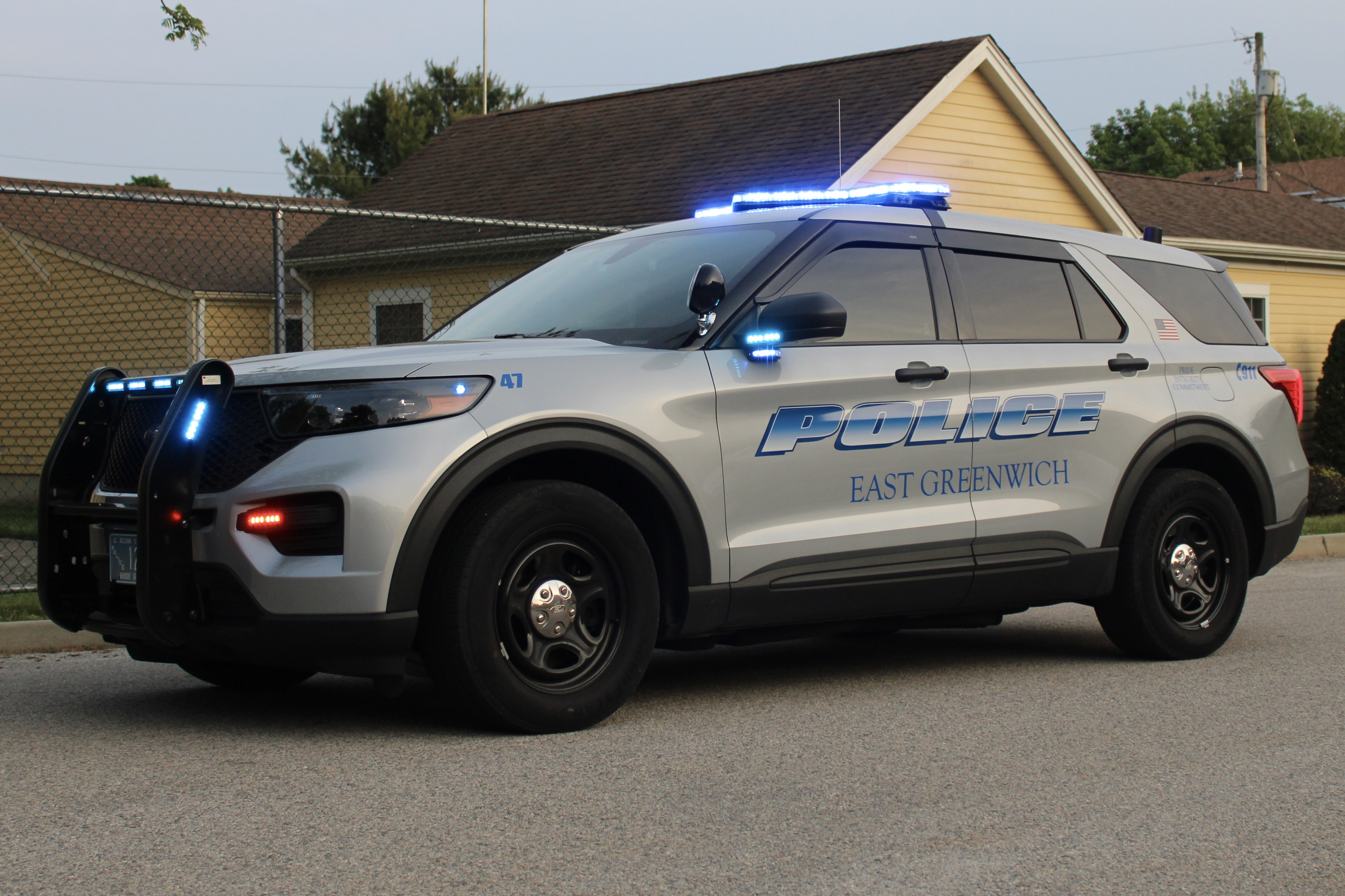 A photo  of East Greenwich Police
            Cruiser 1247, a 2022 Ford Police Interceptor Utility/2022 Ford Police Interceptor Utility             taken by @riemergencyvehicles