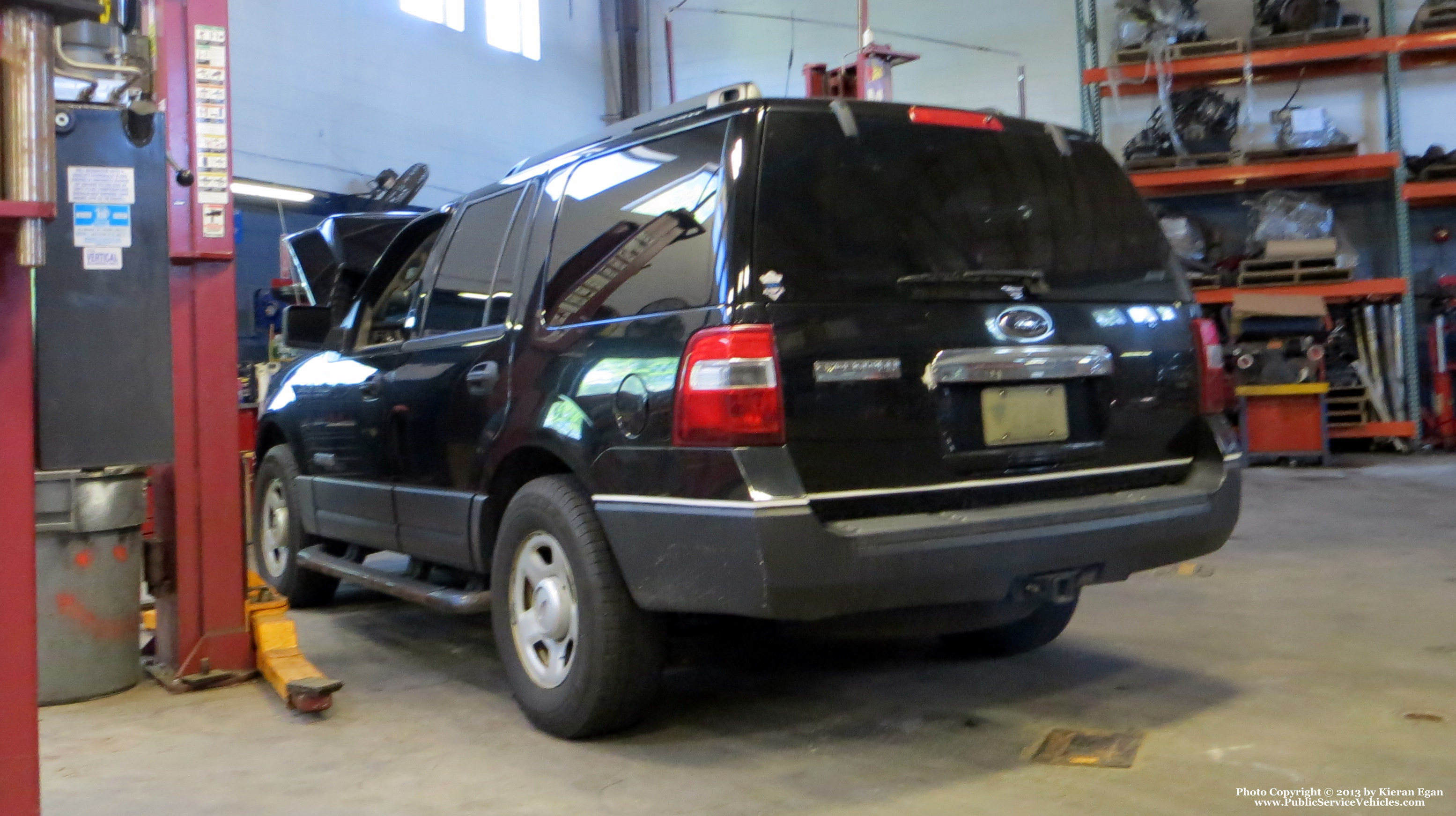 A photo  of Massachusetts State Police
            Cruiser 2147, a 2007-2013 Ford Expedition             taken by Kieran Egan