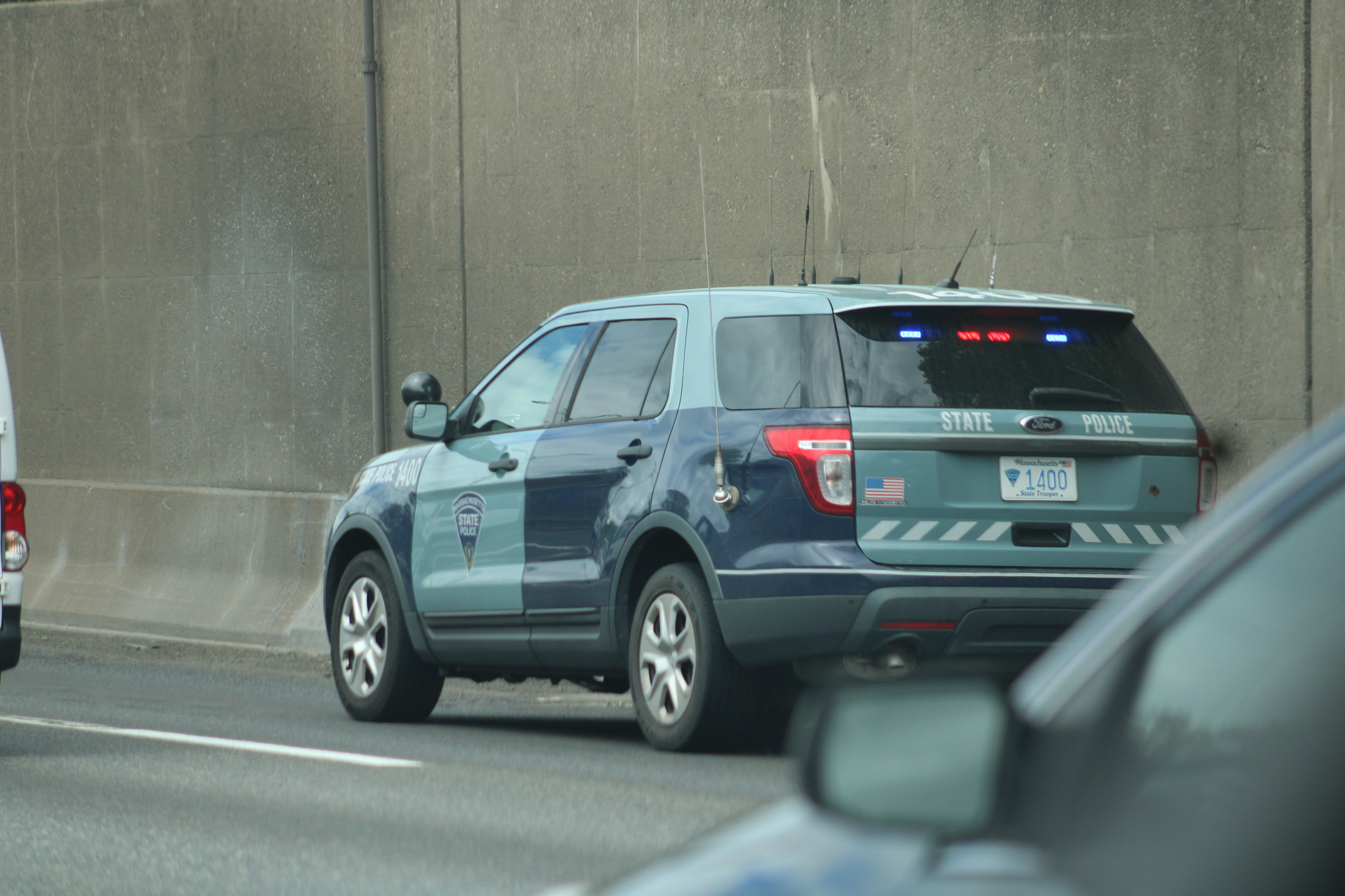 A photo  of Massachusetts State Police
            Cruiser 1400, a 2014 Ford Police Interceptor Utility             taken by @riemergencyvehicles