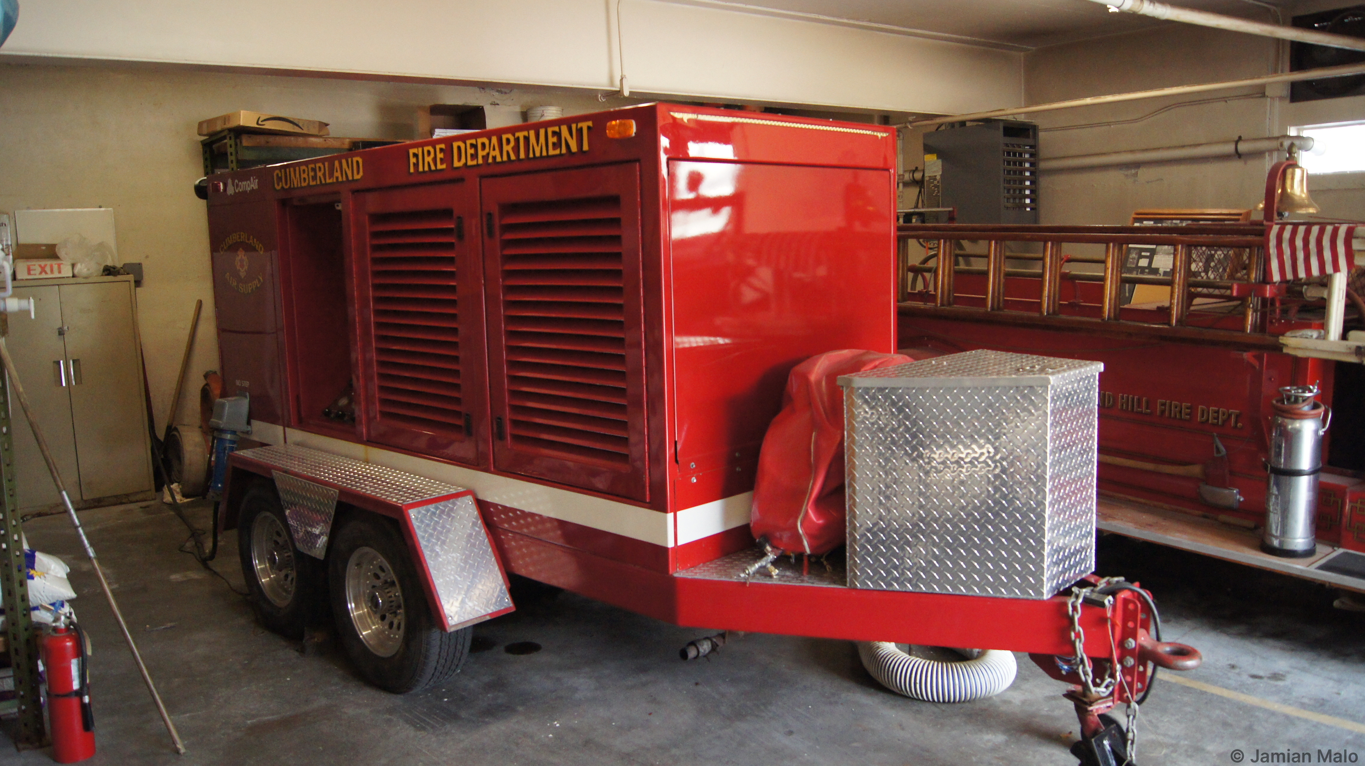A photo  of Cumberland Fire
            Air Supply Trailer, a 2000-2010 Air Supply Trailer             taken by Jamian Malo