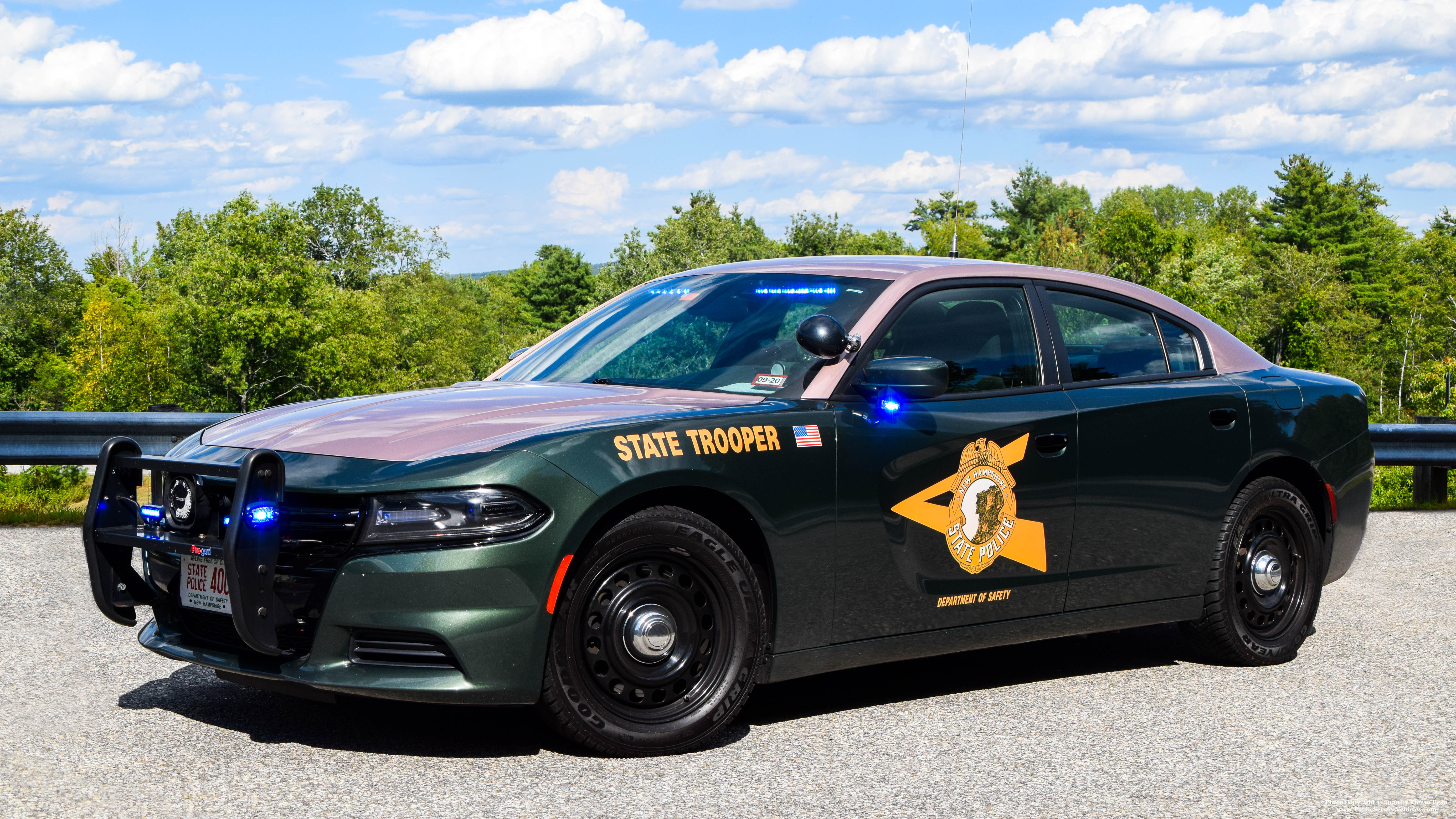 A photo  of New Hampshire State Police
            Cruiser 400, a 2016 Dodge Charger             taken by Kieran Egan