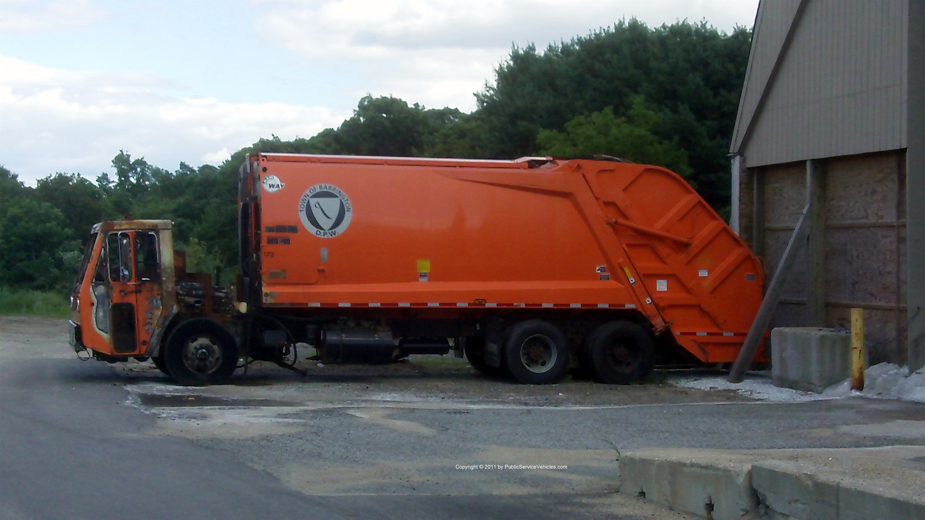 A photo  of Barrington Public Works
            Truck 173, a 2010 Crane Carrier/New-Way Rear-Loader             taken by Kieran Egan