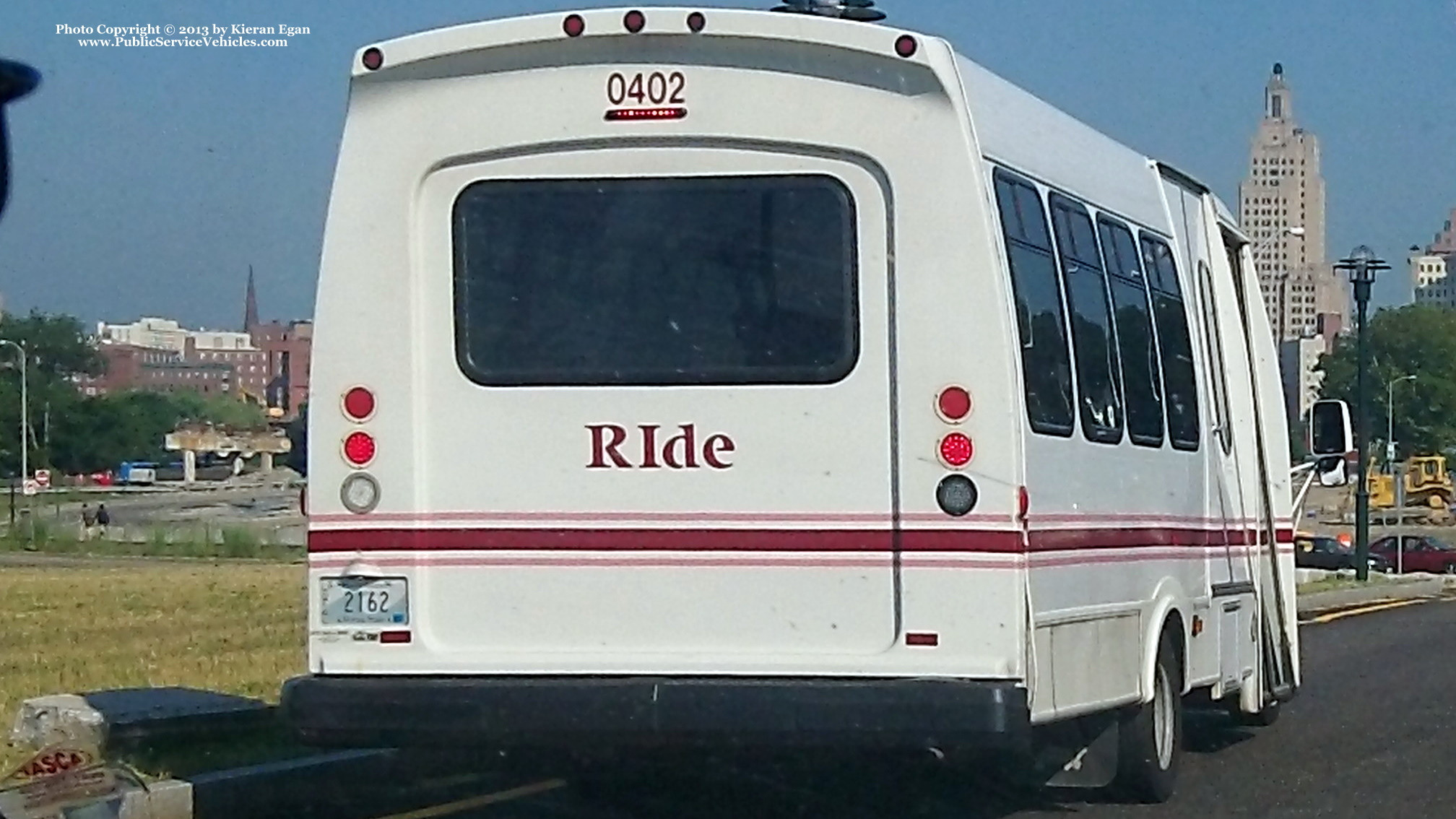 A photo  of Rhode Island Public Transit Authority
            Paratransit Bus 0402, a 2004 Ford E-450 Bus             taken by Kieran Egan