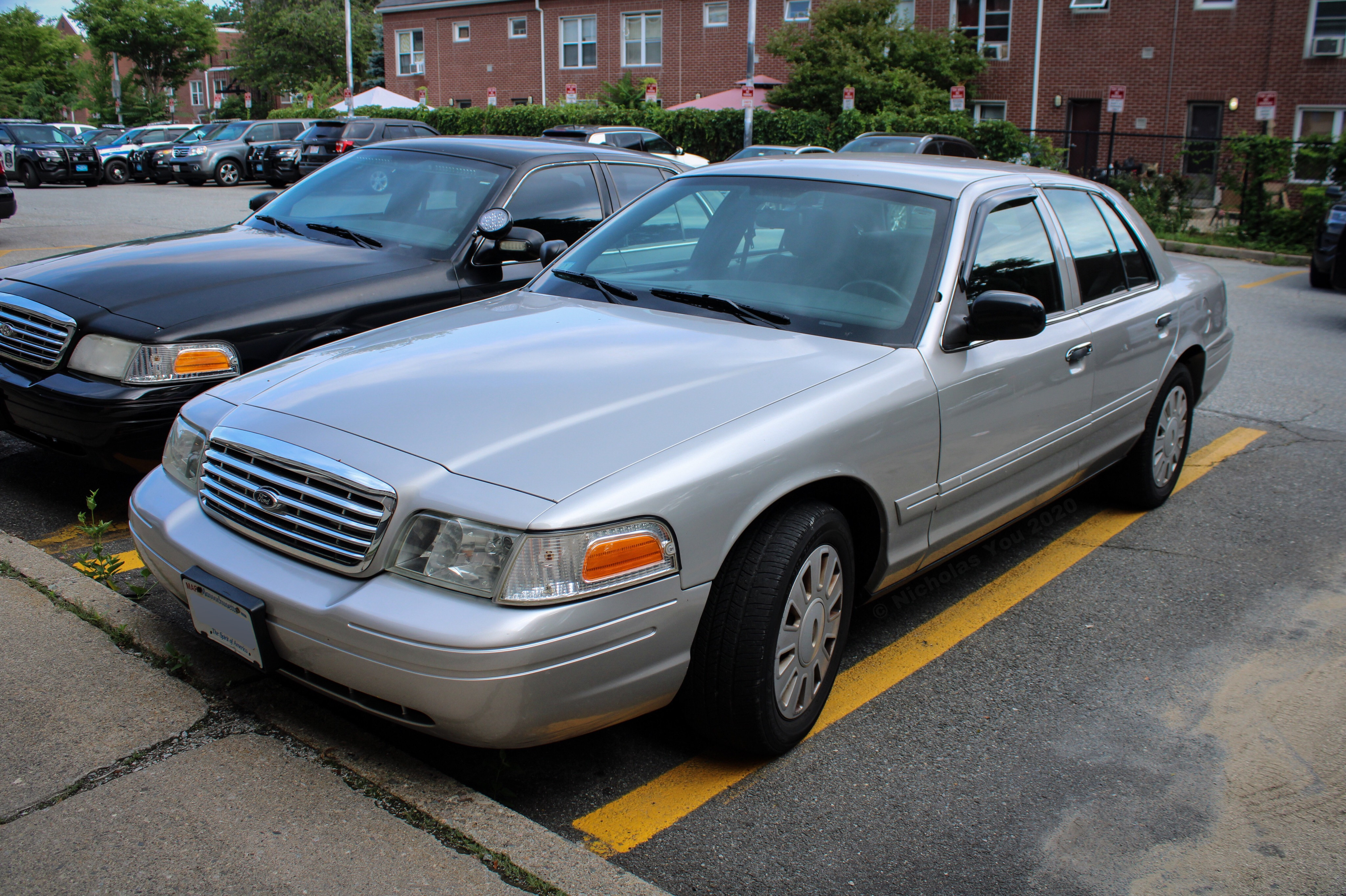 A photo  of Lowell Police
            Unmarked Unit, a 2007 Ford Crown Victoria Police Interceptor             taken by Nicholas You