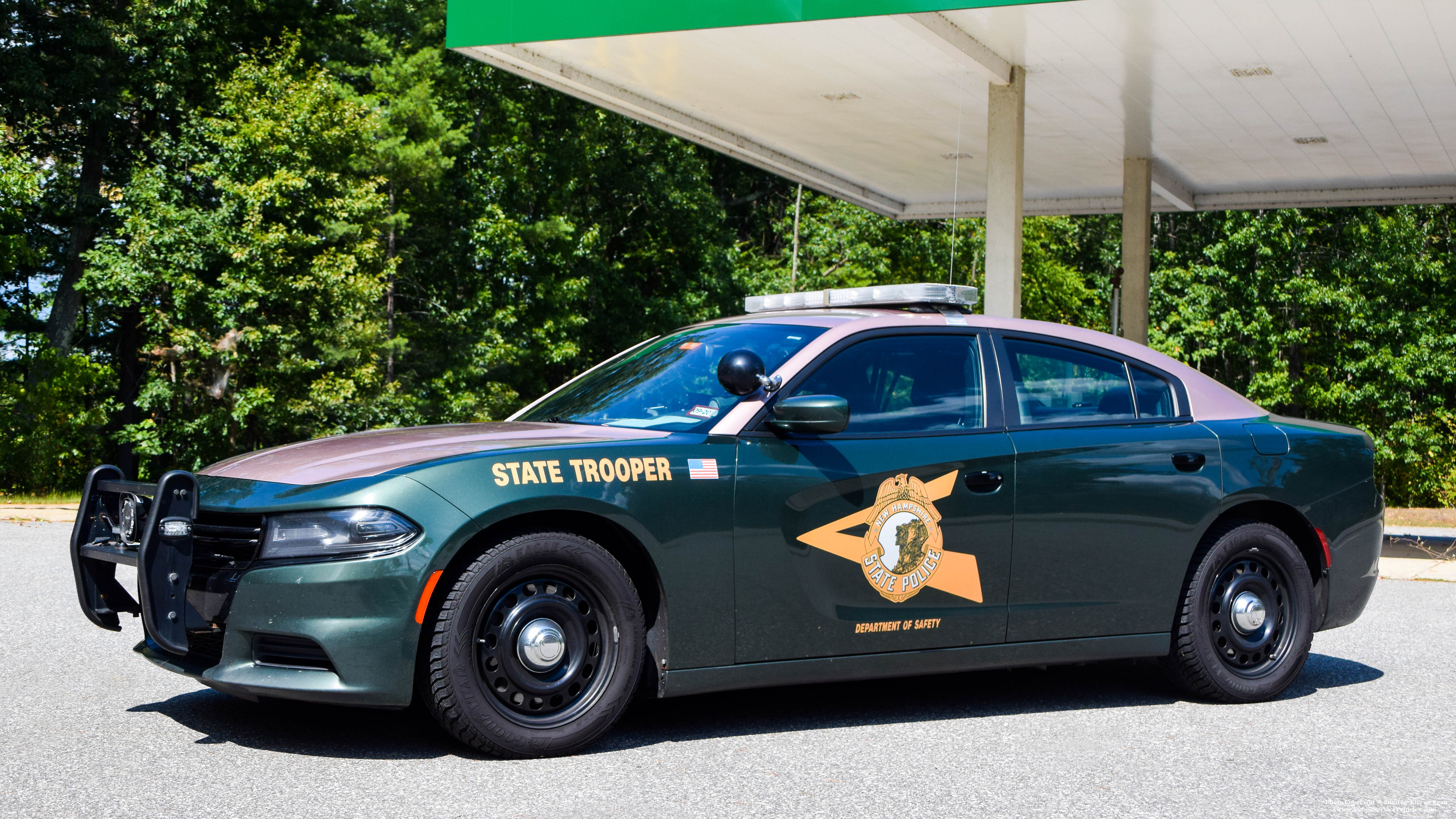 A photo  of New Hampshire State Police
            Cruiser 426, a 2015 Dodge Charger             taken by Kieran Egan