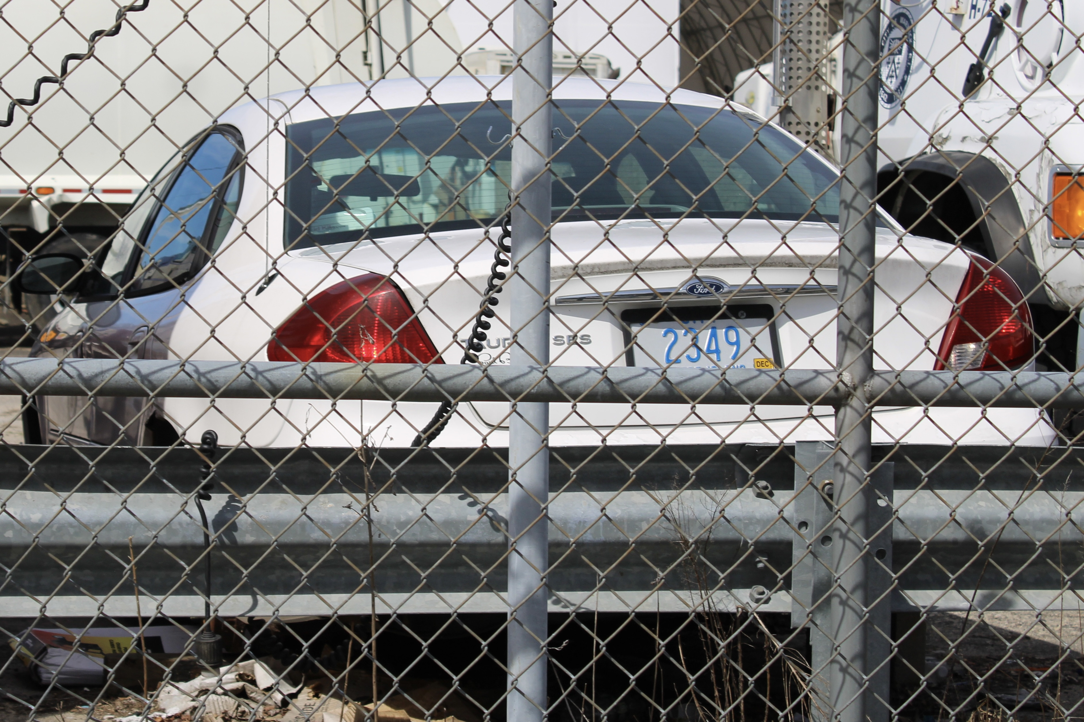 A photo  of Warwick Public Works
            Car 2349, a 2002-2005 Ford Taurus             taken by @riemergencyvehicles