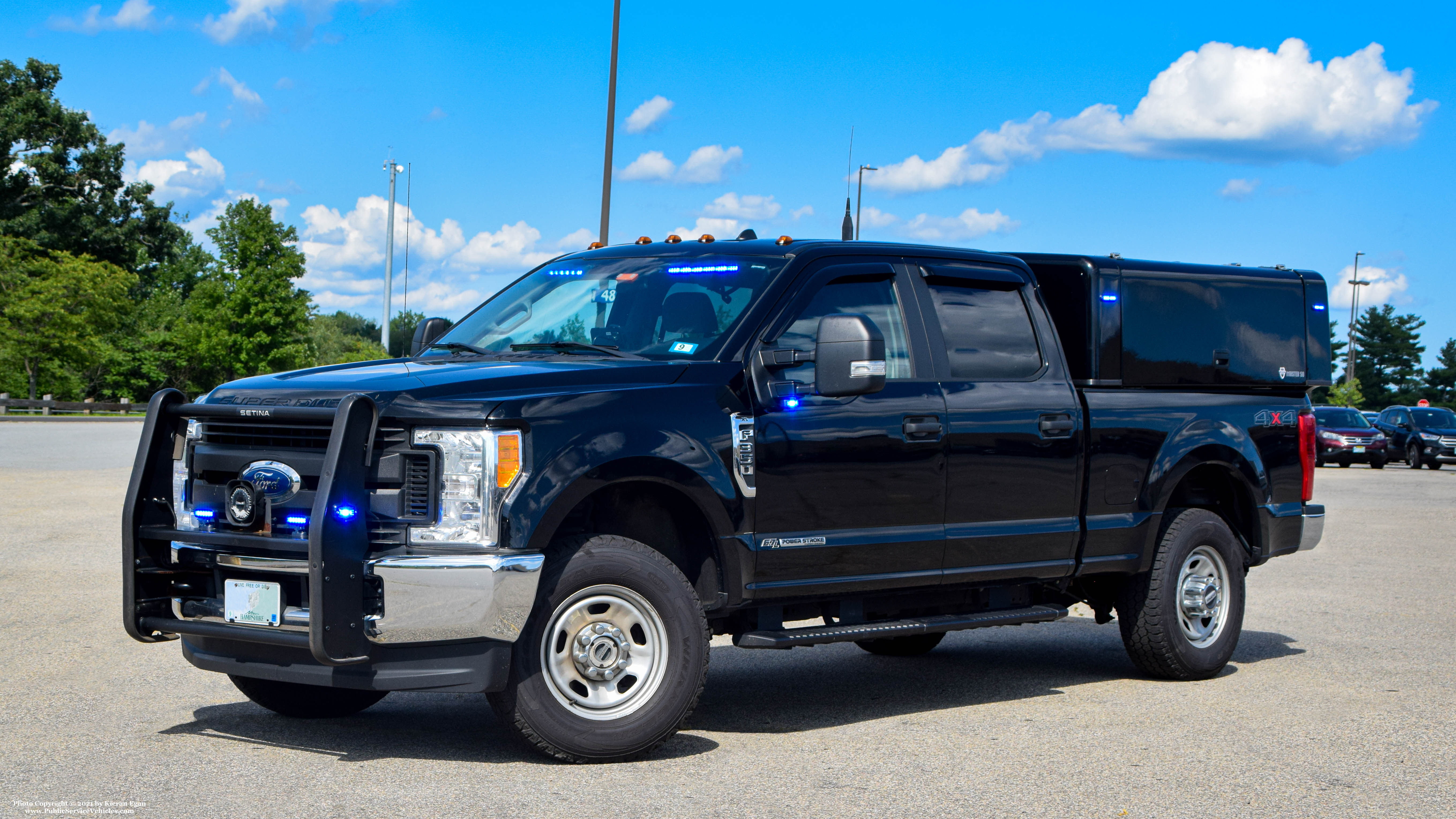 A photo  of New Hampshire State Police
            Cruiser 86, a 2017 Ford F-350 Crew Cab             taken by Kieran Egan