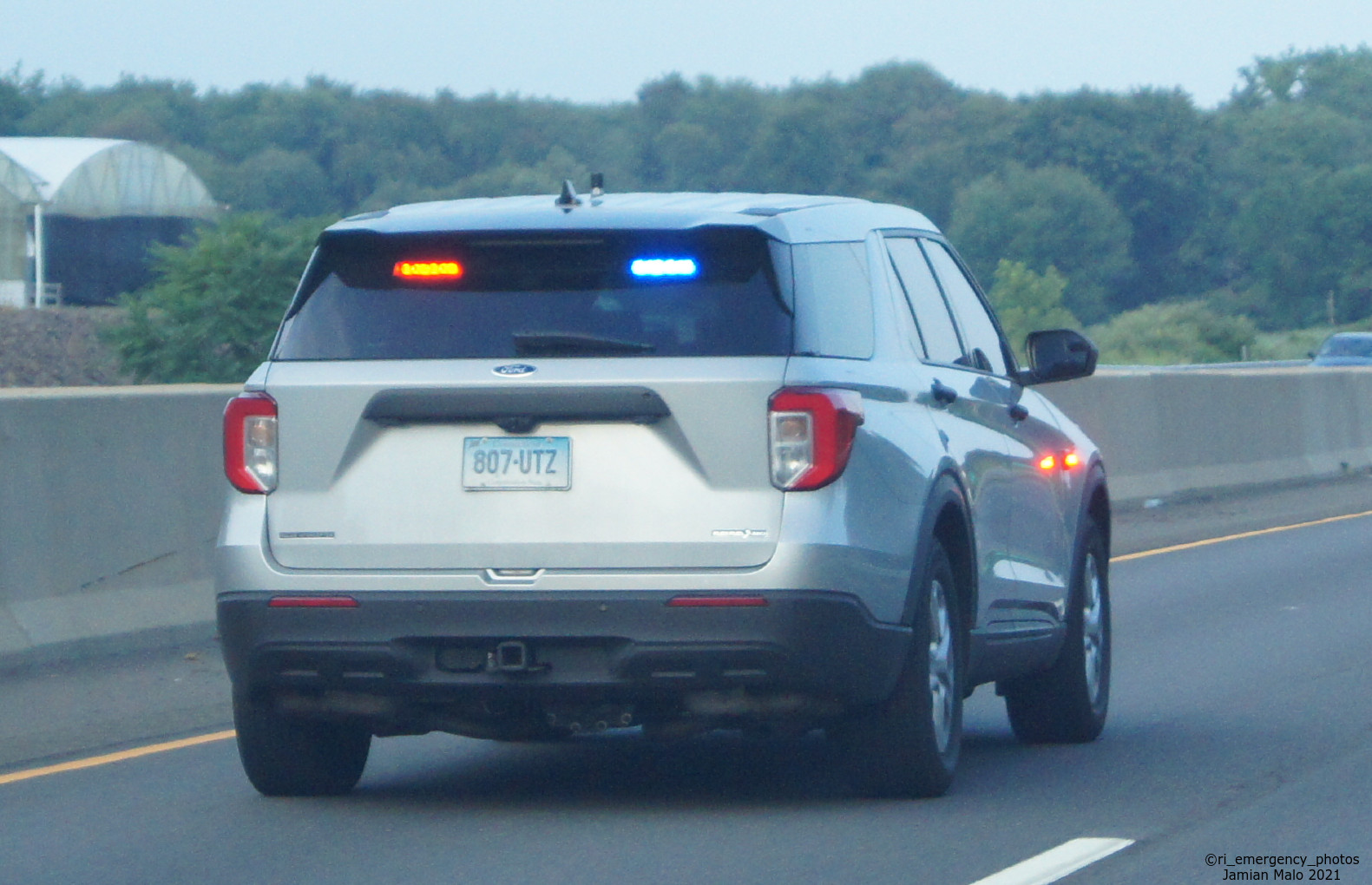 A photo  of Connecticut State Police
            Cruiser 807, a 2020-2021 Ford Police Interceptor Utility             taken by Jamian Malo