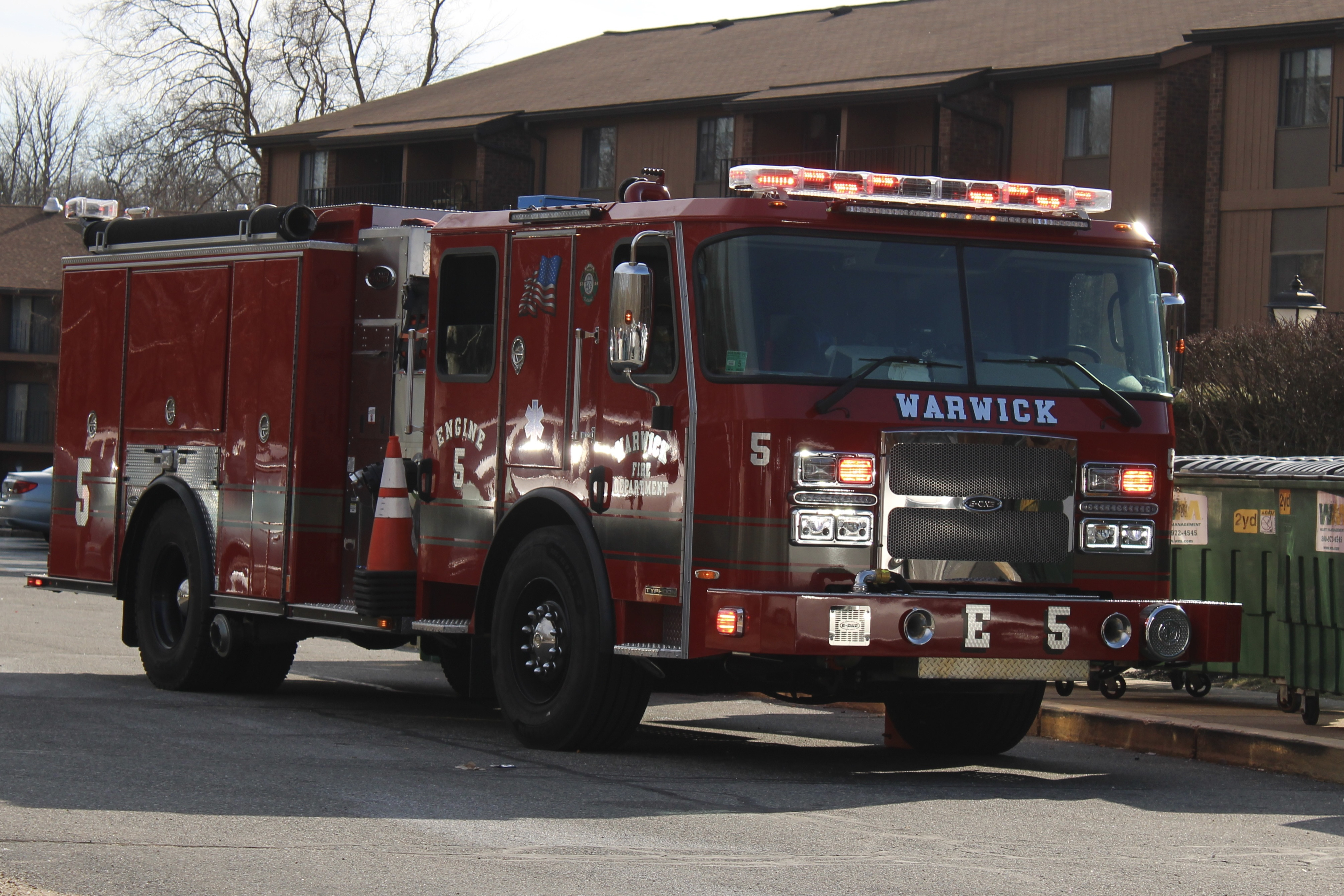 A photo  of Warwick Fire
            Engine 5, a 2022 E-One Typhoon             taken by @riemergencyvehicles