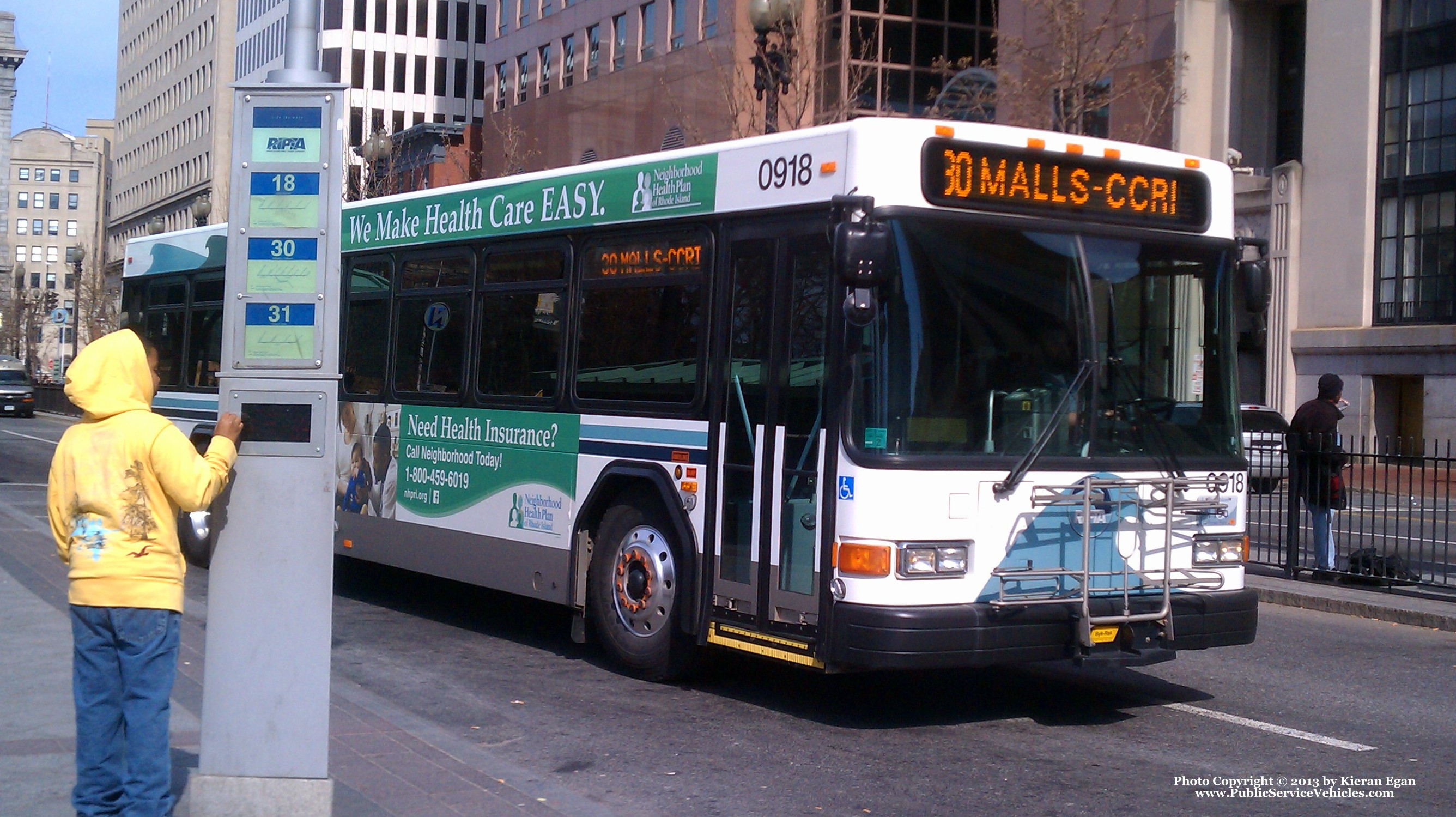 A photo  of Rhode Island Public Transit Authority
            Bus 0918, a 2009 Gillig Low Floor             taken by Kieran Egan