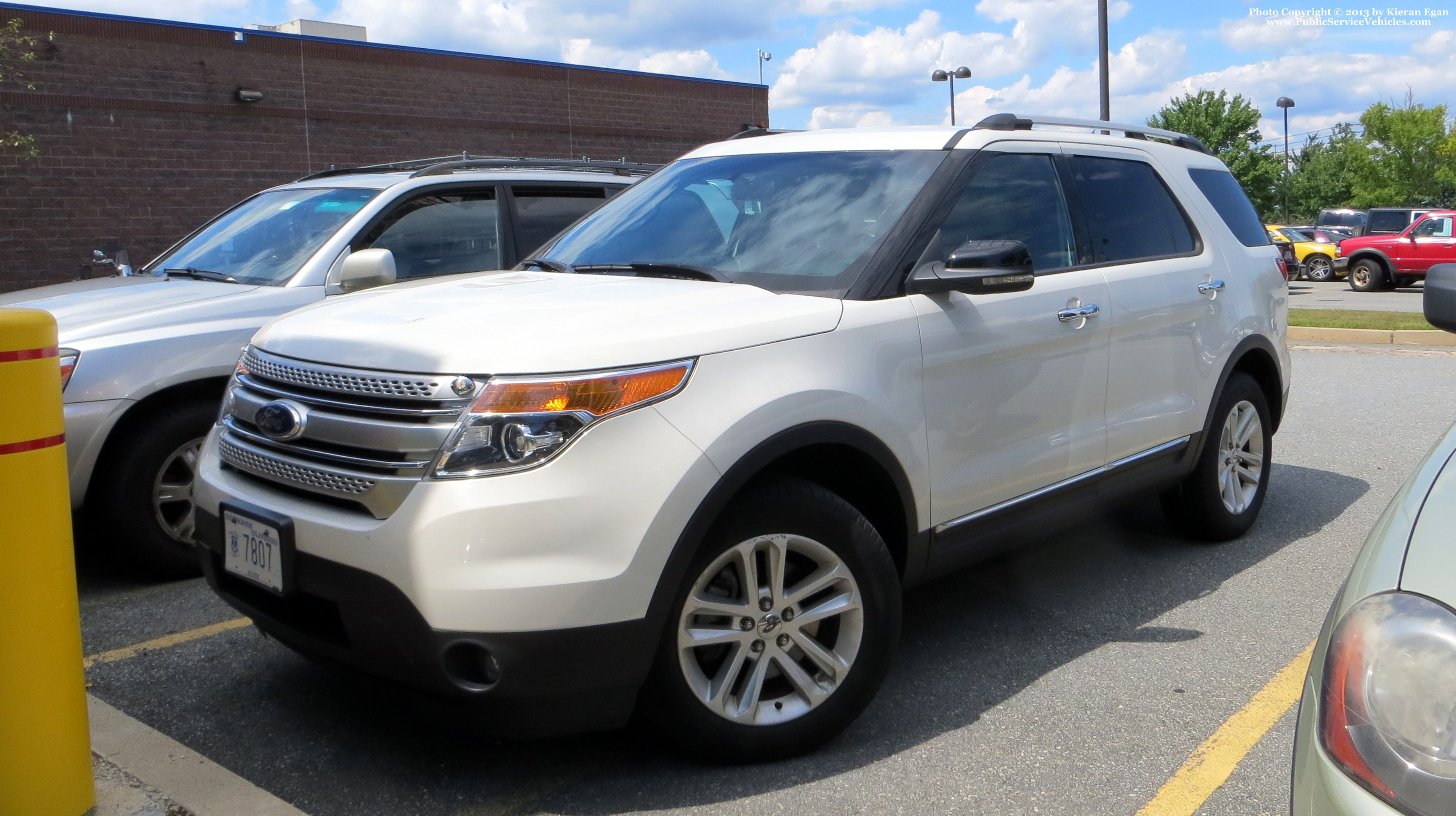 A photo  of Rhode Island Public Transit Authority
            Inspector's Unit, a 2011-2013 Ford Explorer             taken by Kieran Egan