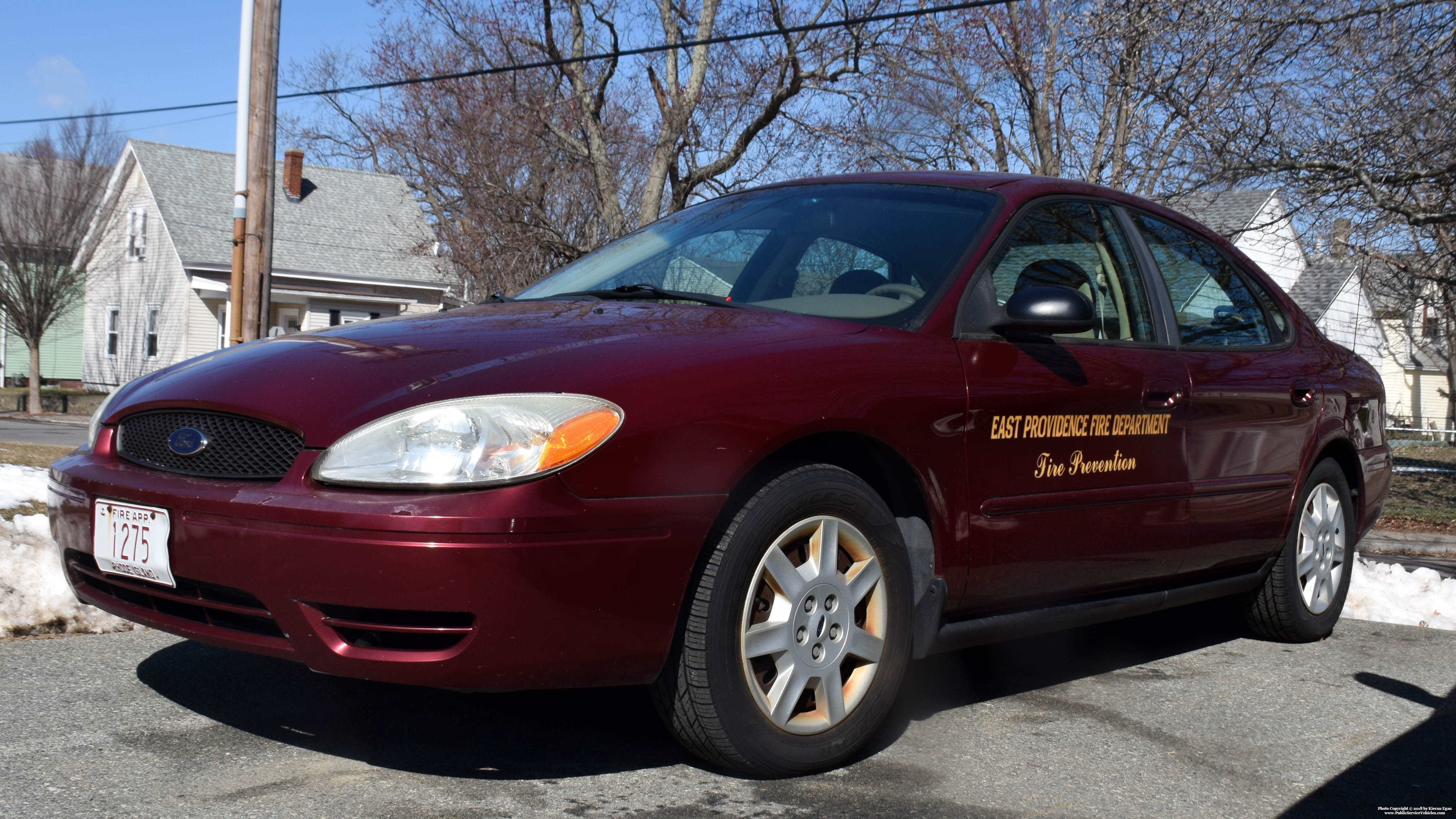 A photo  of East Providence Fire
            Car 25, a 2006 Ford Taurus             taken by Kieran Egan