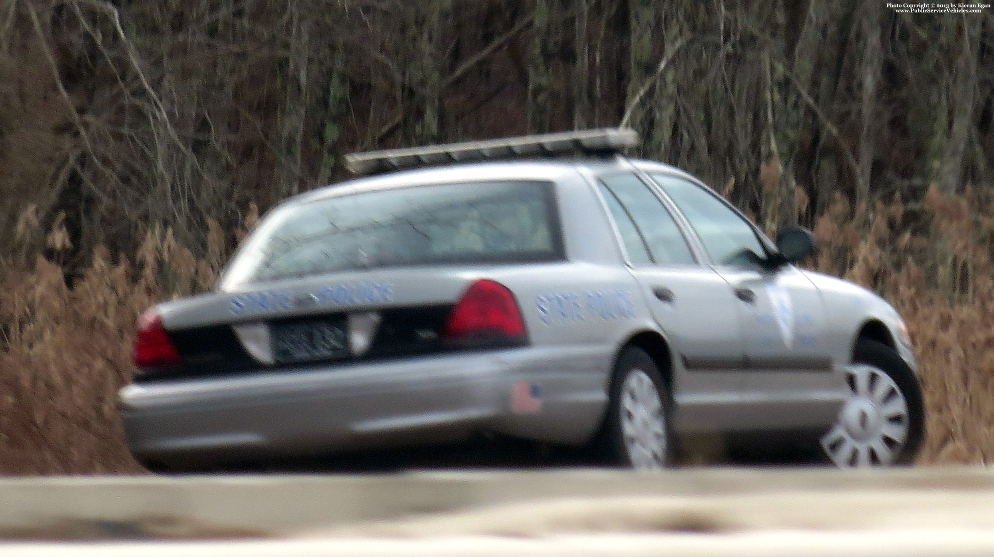 A photo  of Rhode Island State Police
            Cruiser 132, a 2009-2011 Ford Crown Victoria Police Interceptor             taken by Kieran Egan