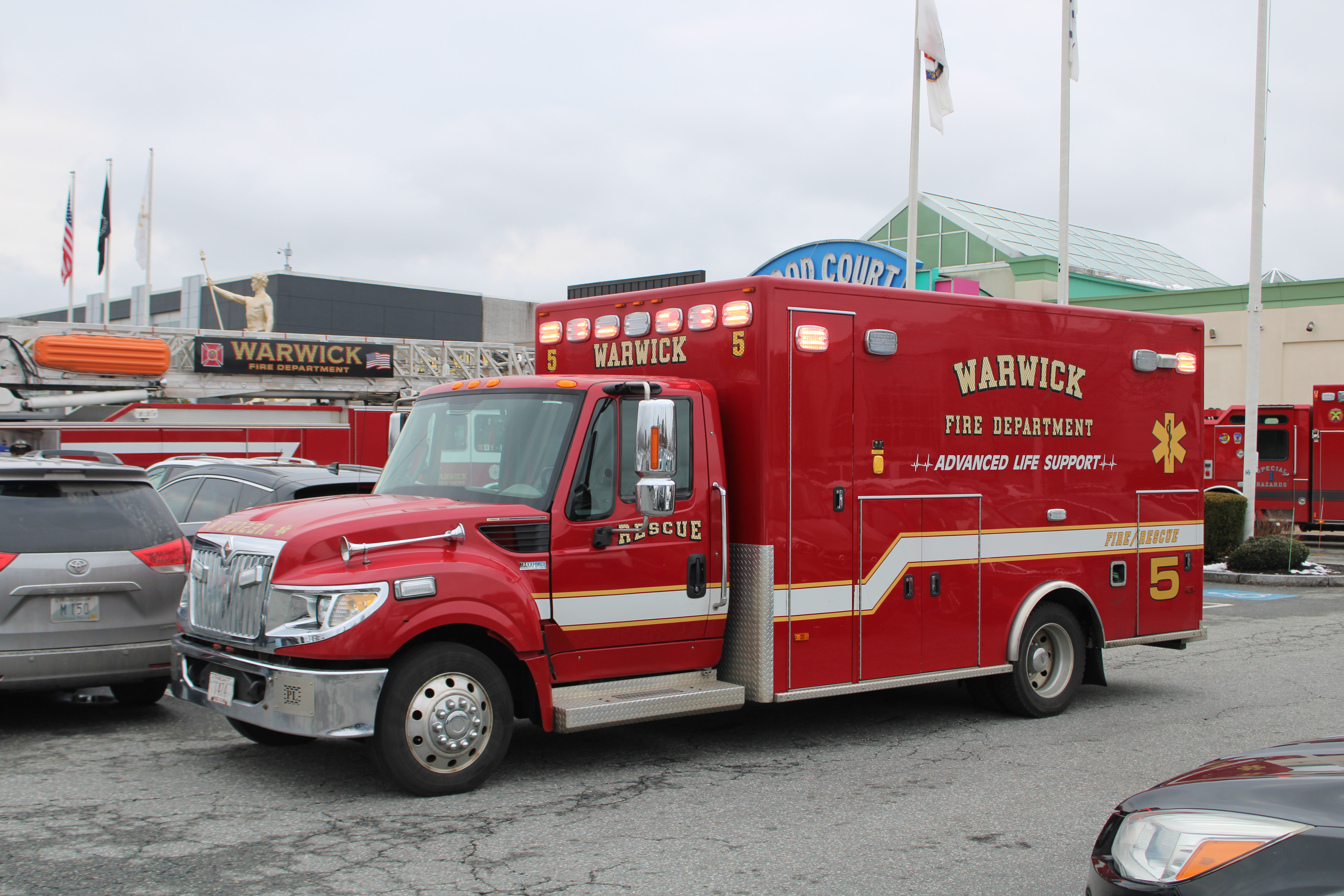 A photo  of Warwick Fire
            Rescue 5, a 2014 International TerraStar/PL Custom             taken by @riemergencyvehicles