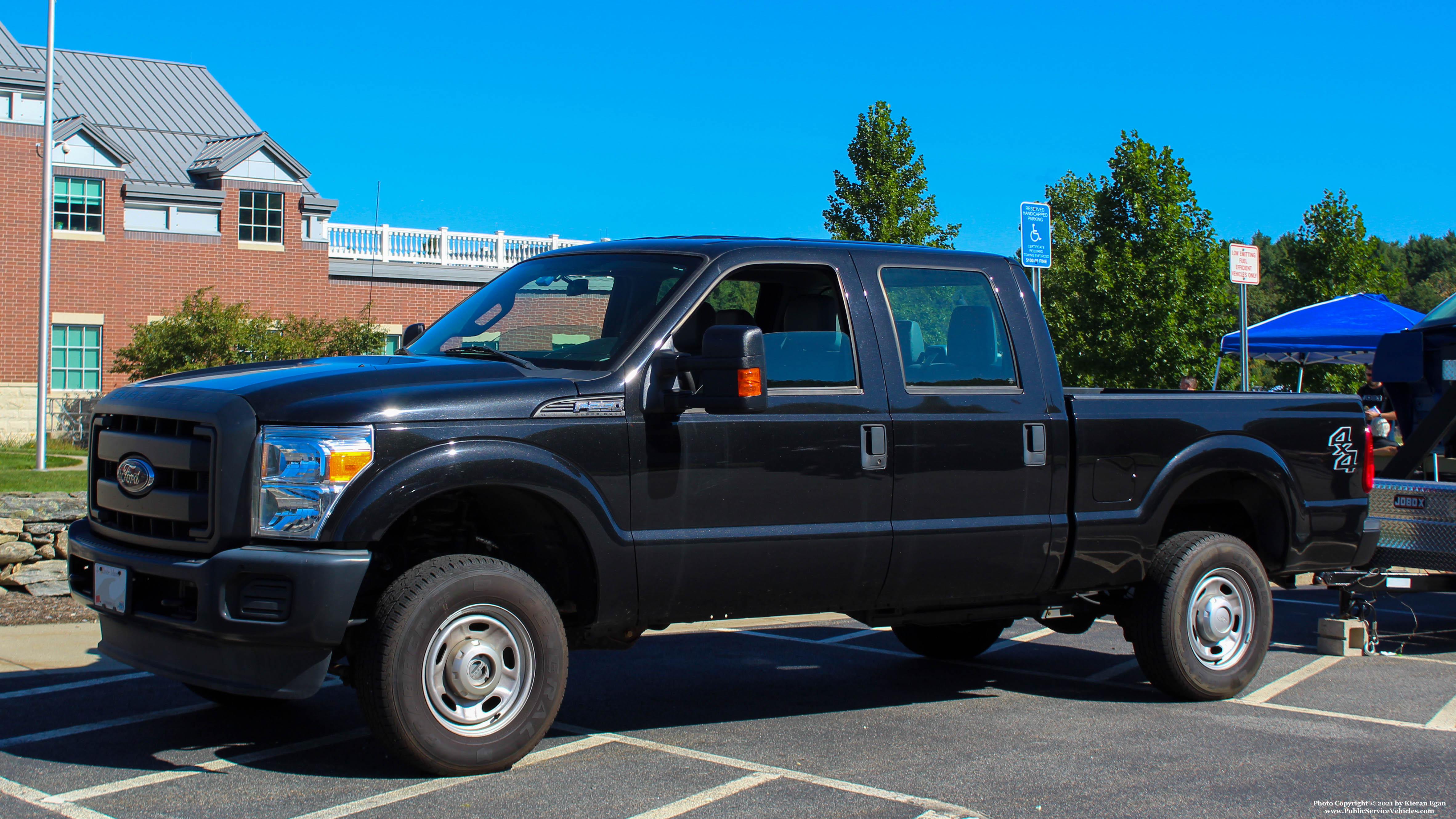 A photo  of Rhode Island State Police
            Unmarked Unit, a 2011-2016 Ford F-250 Crew Cab             taken by Kieran Egan