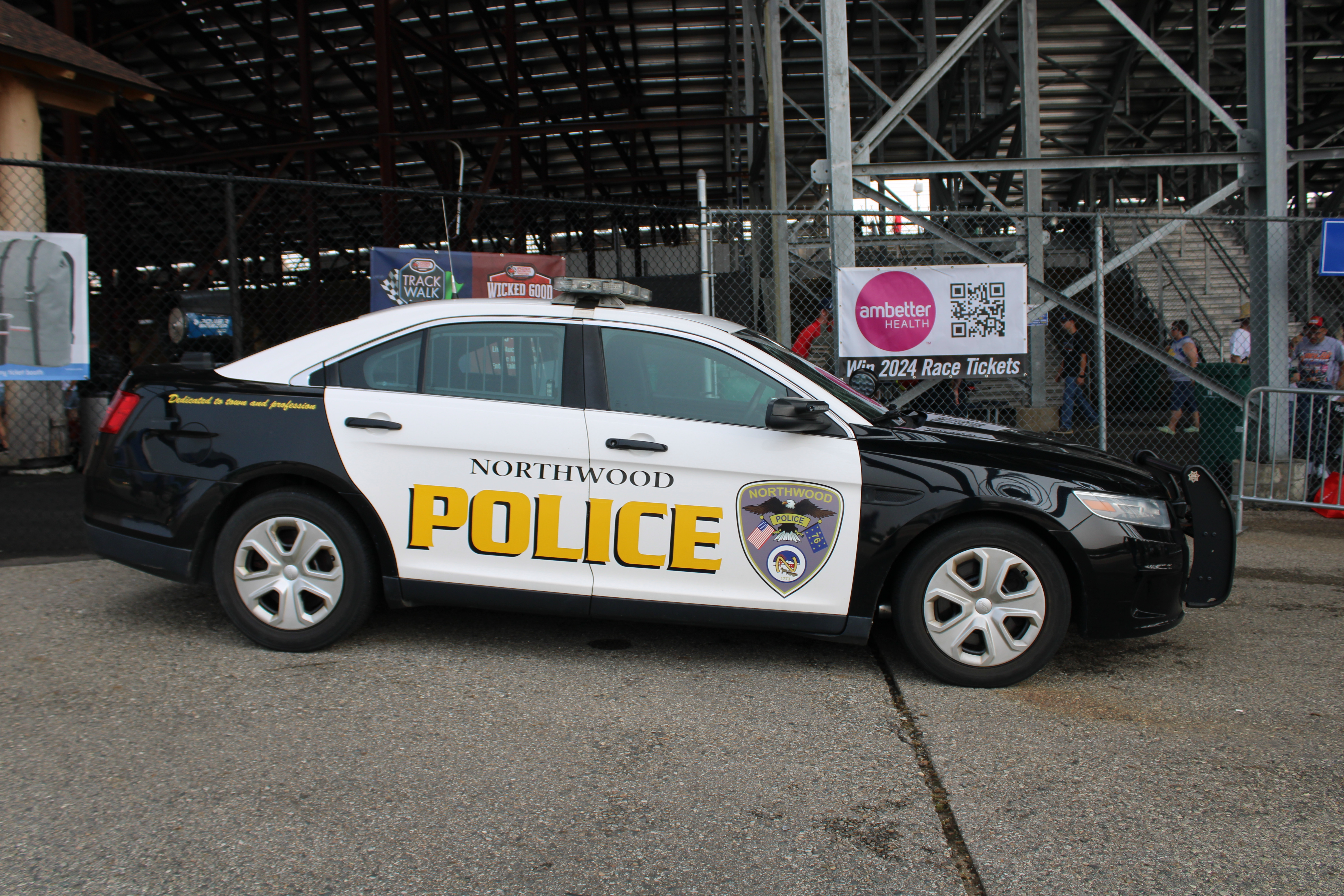 A photo  of Northwood Police
            Car 2, a 2013 Ford Taurus             taken by @riemergencyvehicles