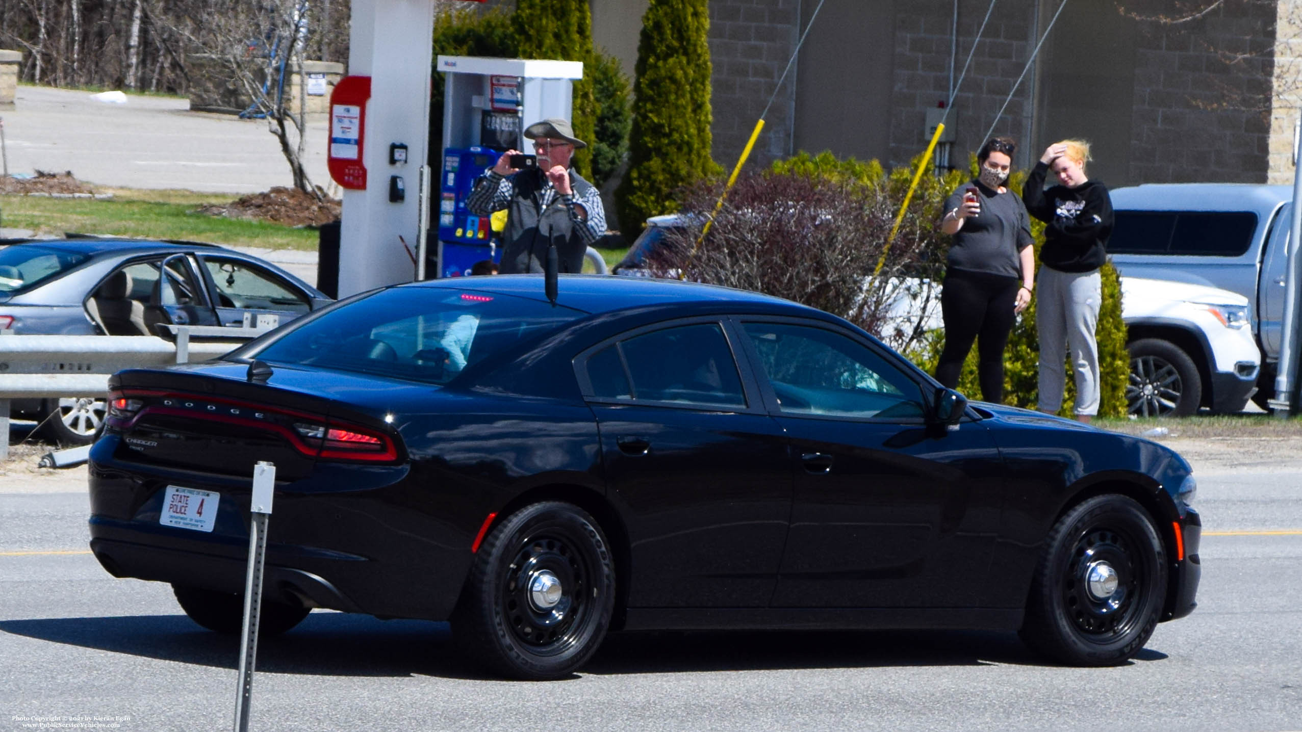 A photo  of New Hampshire State Police
            Cruiser 4, a 2017-2019 Dodge Charger             taken by Kieran Egan