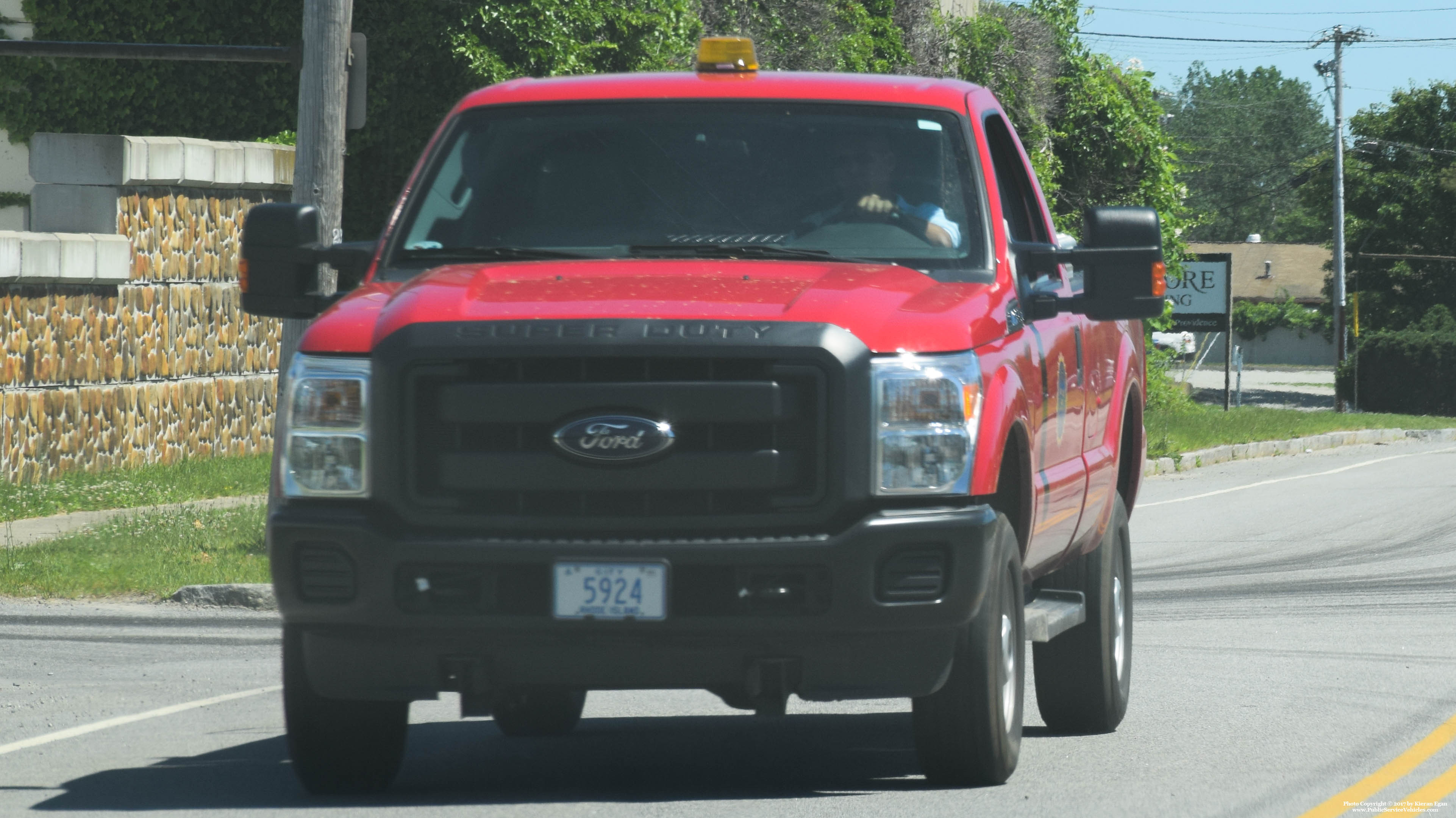 A photo  of East Providence Highway Division
            Truck 5924, a 2011-2016 Ford F-250             taken by Kieran Egan
