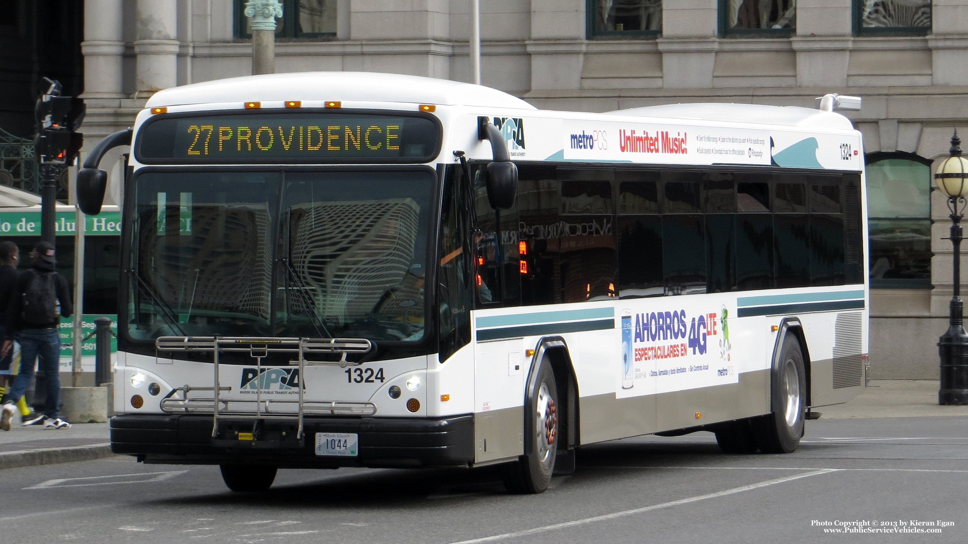 A photo  of Rhode Island Public Transit Authority
            Bus 1324, a 2013 Gillig BRT             taken by Kieran Egan