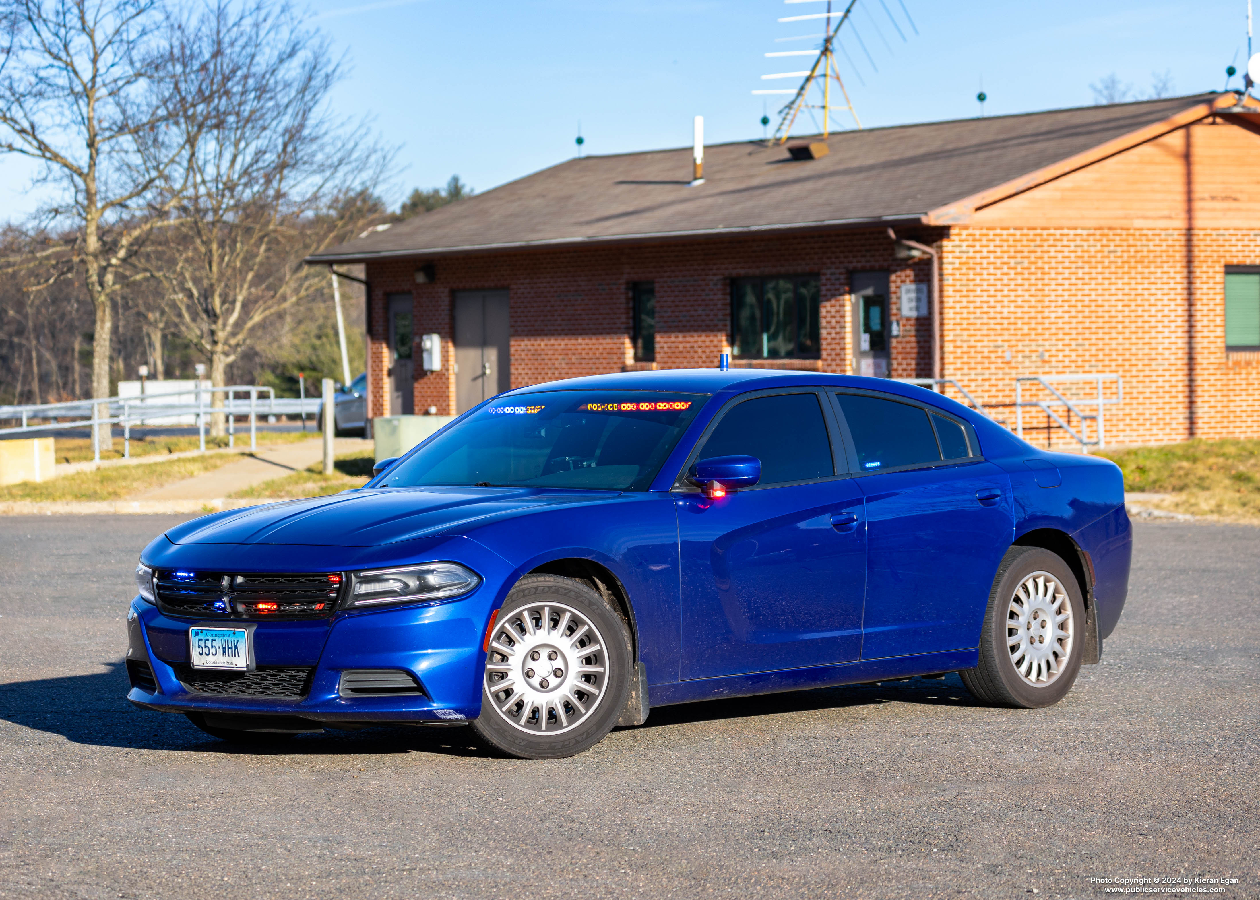 A photo  of Connecticut State Police
            Cruiser 555, a 2020 Dodge Charger             taken by Kieran Egan