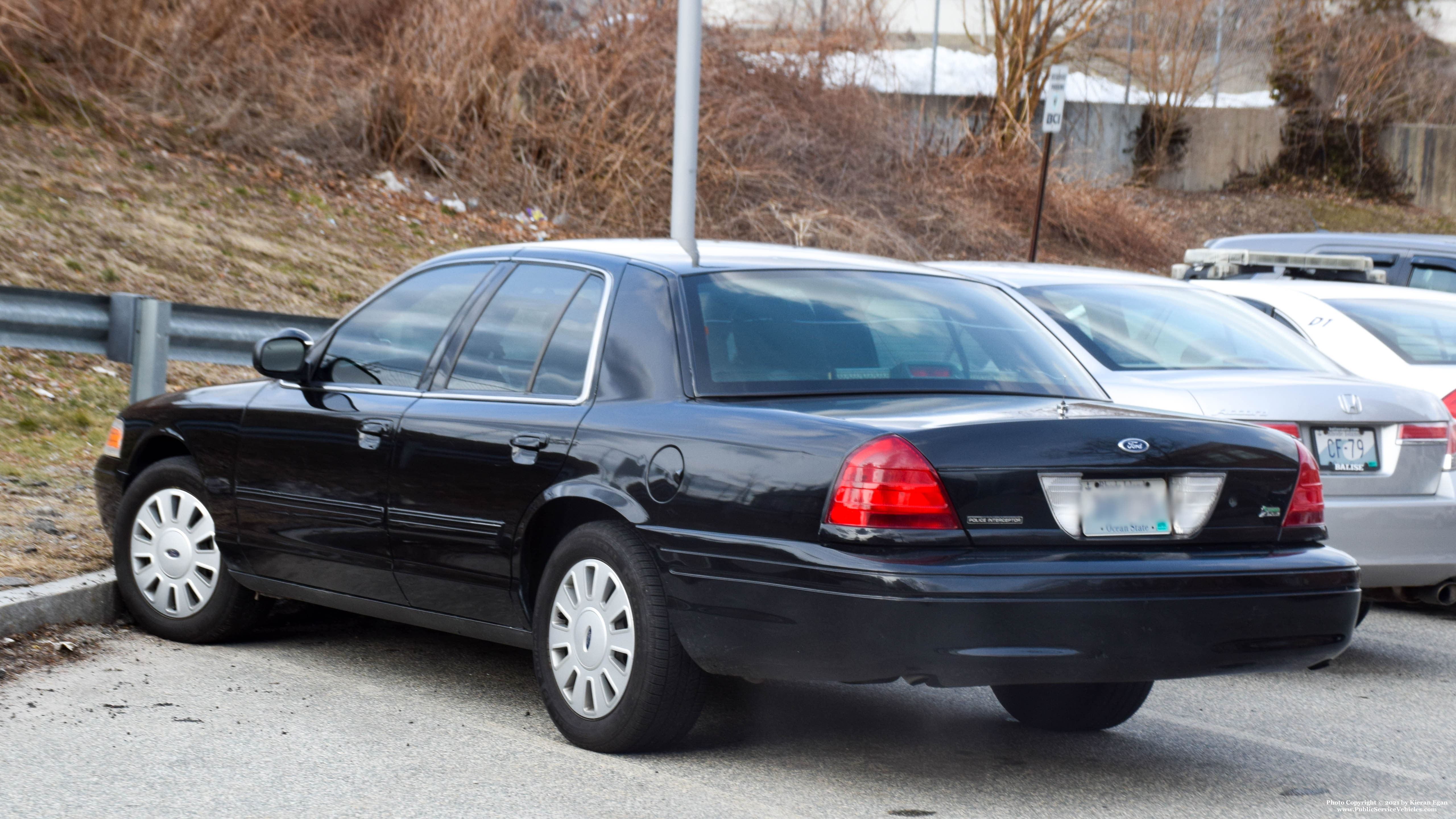 A photo  of Providence Police
            Unmarked Unit, a 2009-2011 Ford Crown Victoria Police Interceptor             taken by Kieran Egan