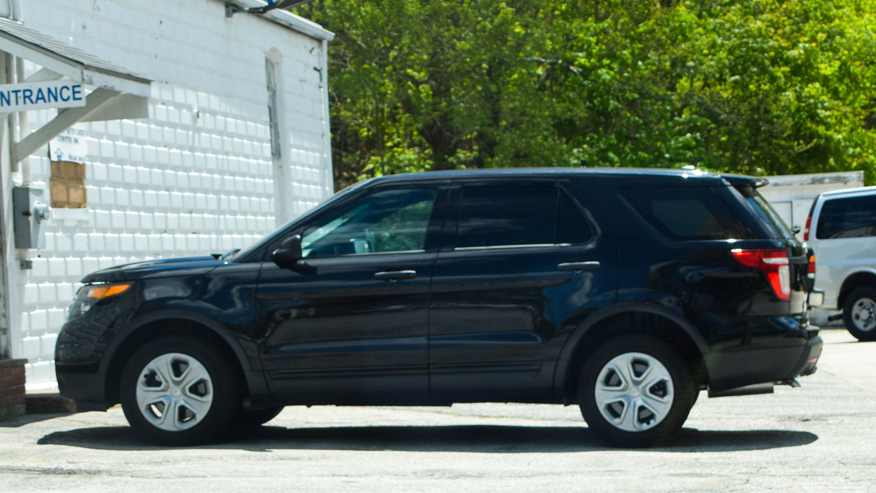 A photo  of Rhode Island State Police
            Unmarked Unit, a 2013 Ford Police Interceptor Utility             taken by Kieran Egan