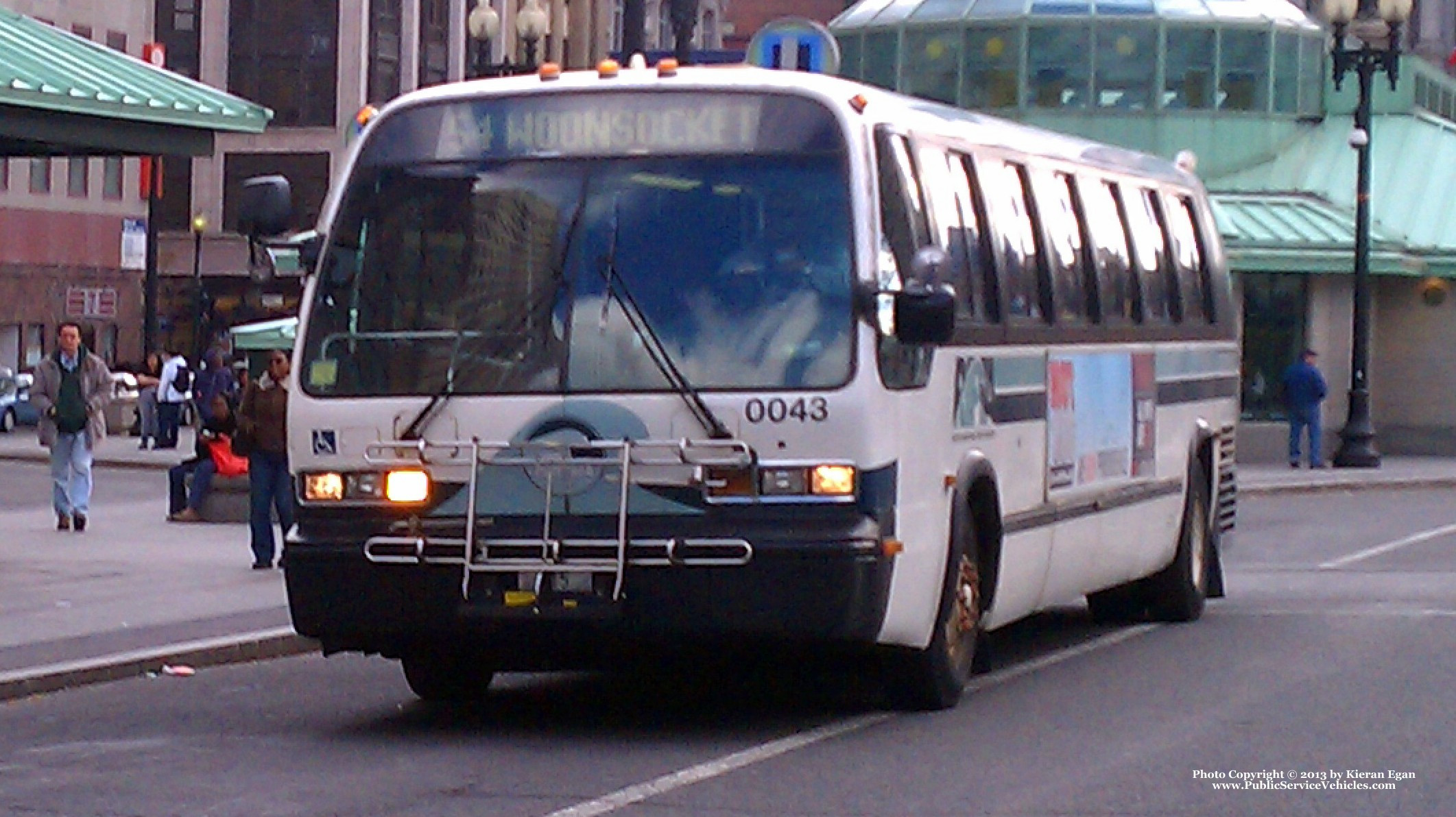 A photo  of Rhode Island Public Transit Authority
            Bus 0043, a 2000 Nova Bus RTS T82VN             taken by Kieran Egan