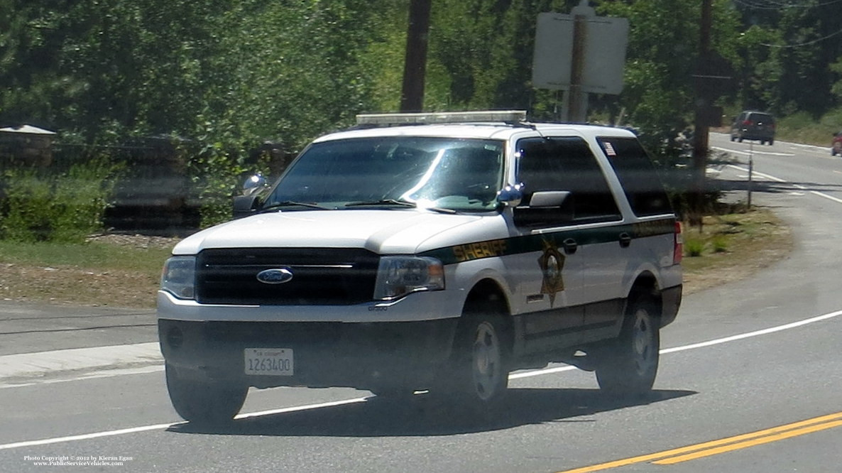 A photo  of Placer County Sheriff
            Cruiser 300, a 2007 Ford Expedition             taken by Kieran Egan