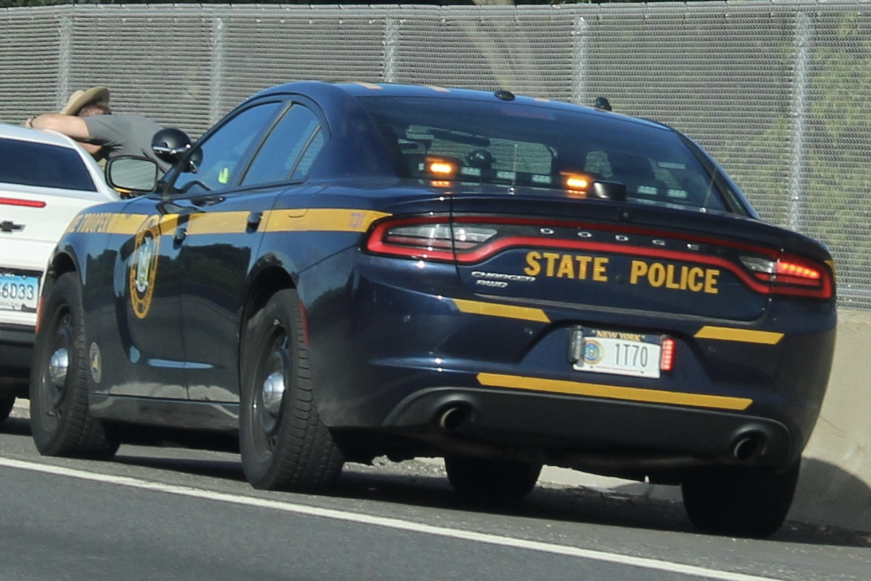A photo  of New York State Police
            Cruiser 1T70, a 2015-2020 Dodge Charger             taken by @riemergencyvehicles