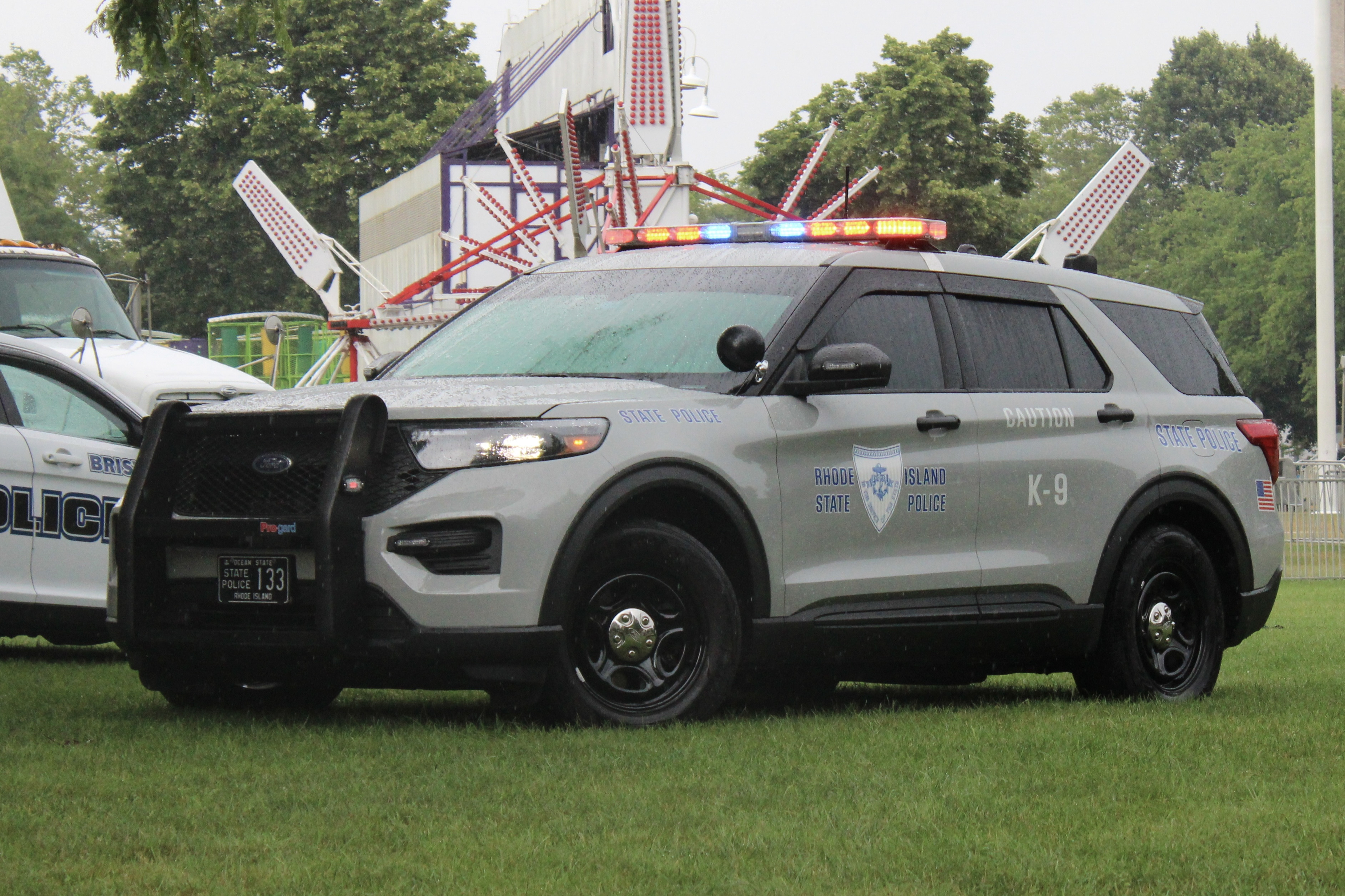 A photo  of Rhode Island State Police
            Cruiser 133, a 2022 Ford Police Interceptor Utility             taken by @riemergencyvehicles