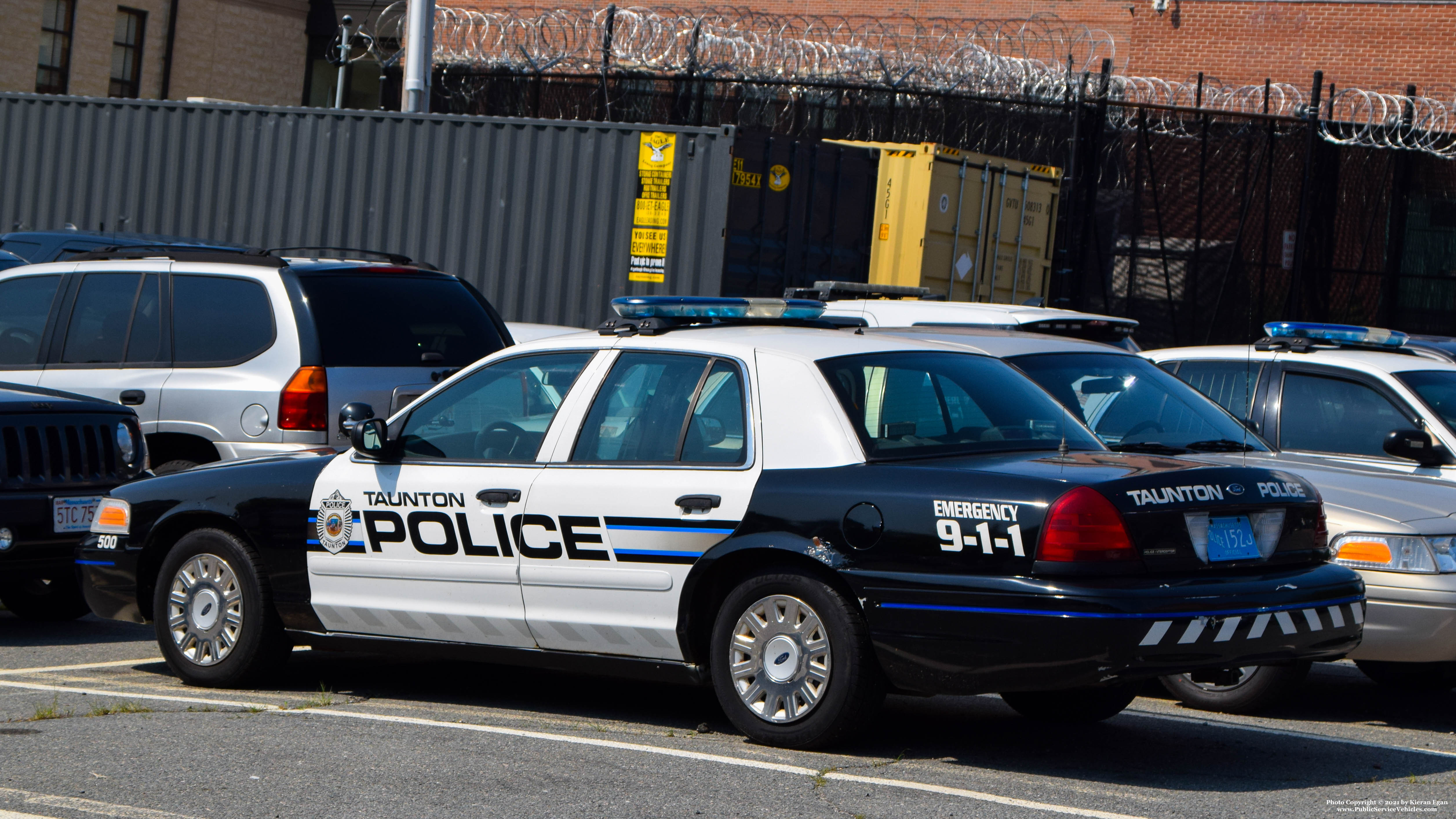 A photo  of Taunton Police
            Cruiser 500, a 2005 Ford Crown Victoria Police Interceptor             taken by Kieran Egan