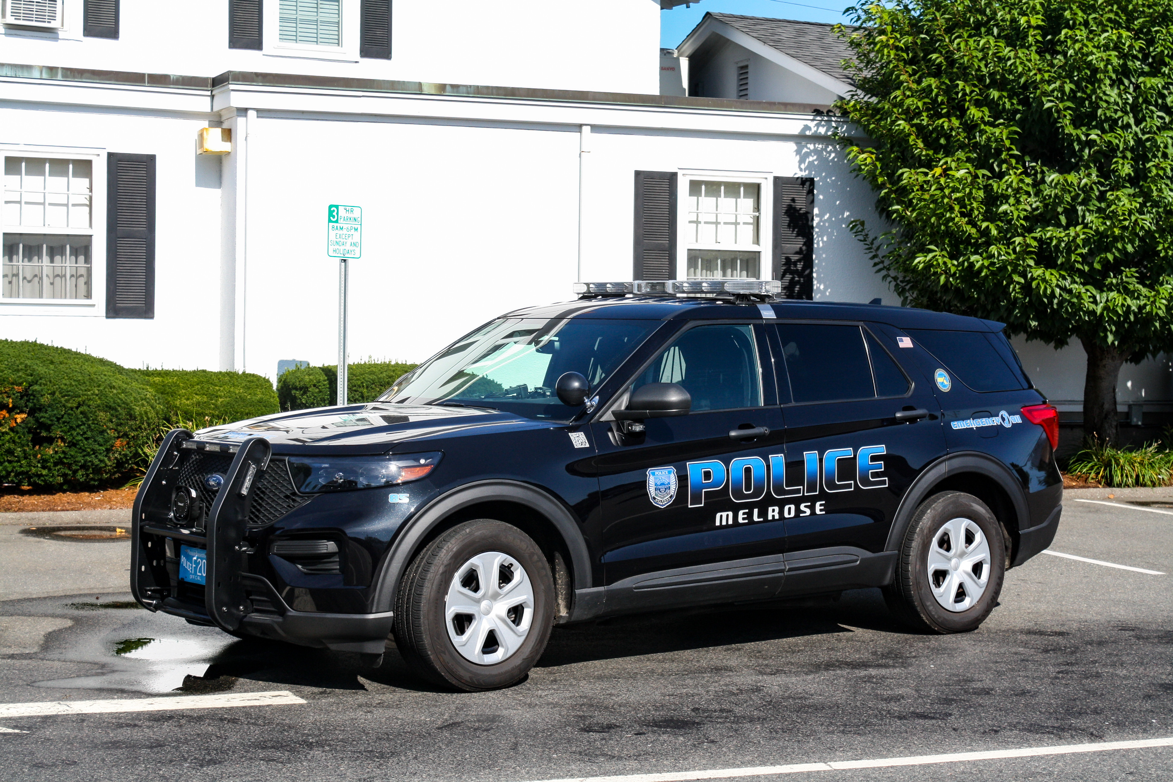 A photo  of Melrose Police
            Cruiser 85, a 2020-2021 Ford Police Interceptor Utility             taken by Luke Tougas