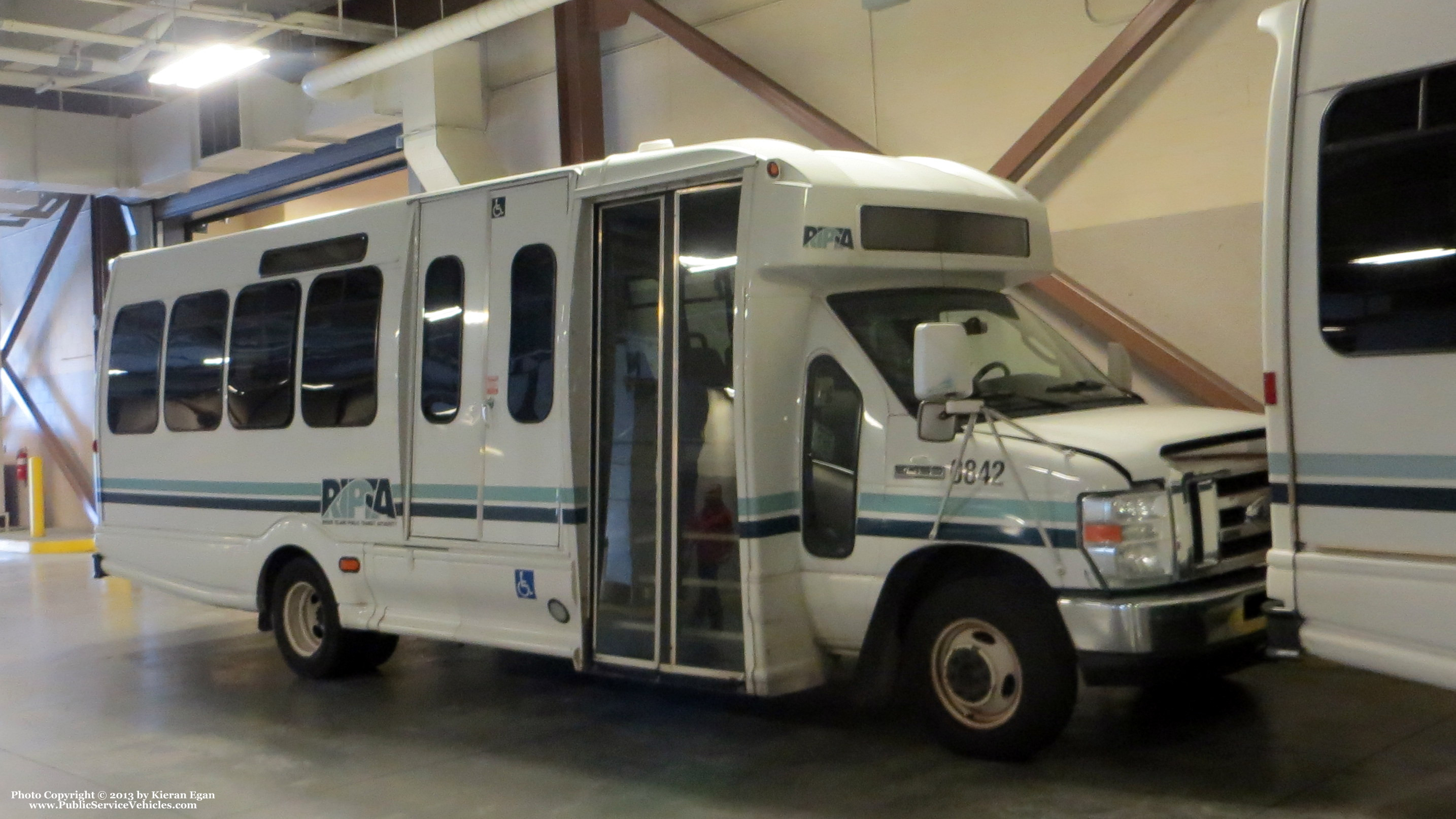 A photo  of Rhode Island Public Transit Authority
            Flex Van 0842, a 2008 Ford E-450 Bus             taken by Kieran Egan