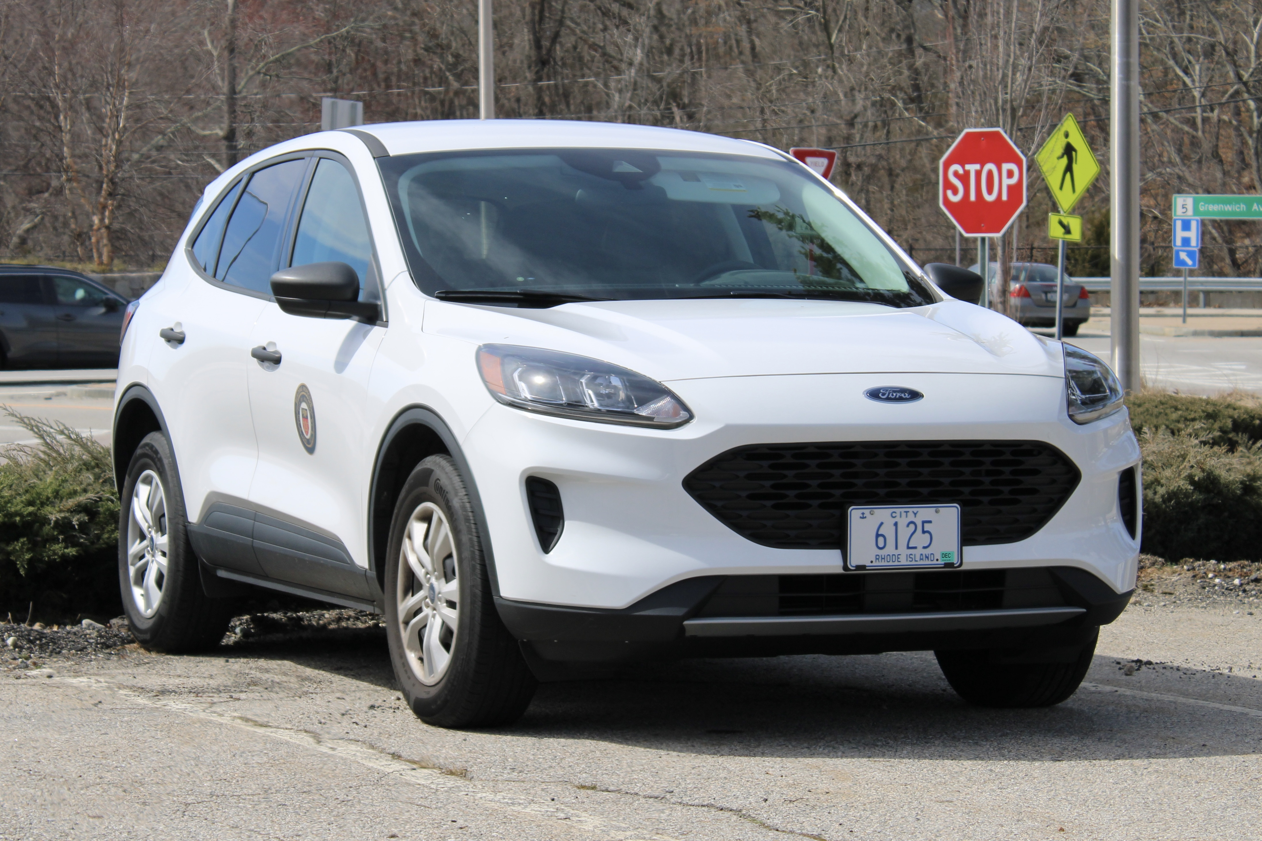 A photo  of Warwick Public Works
            Car 6125, a 2020-2022 Ford Escape             taken by @riemergencyvehicles