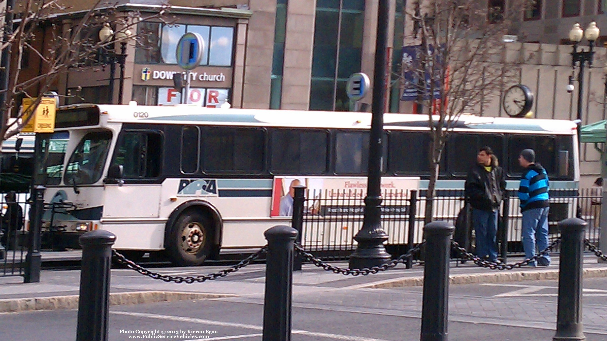 A photo  of Rhode Island Public Transit Authority
            Bus 0120, a 2001 Orion V 05.501             taken by Kieran Egan