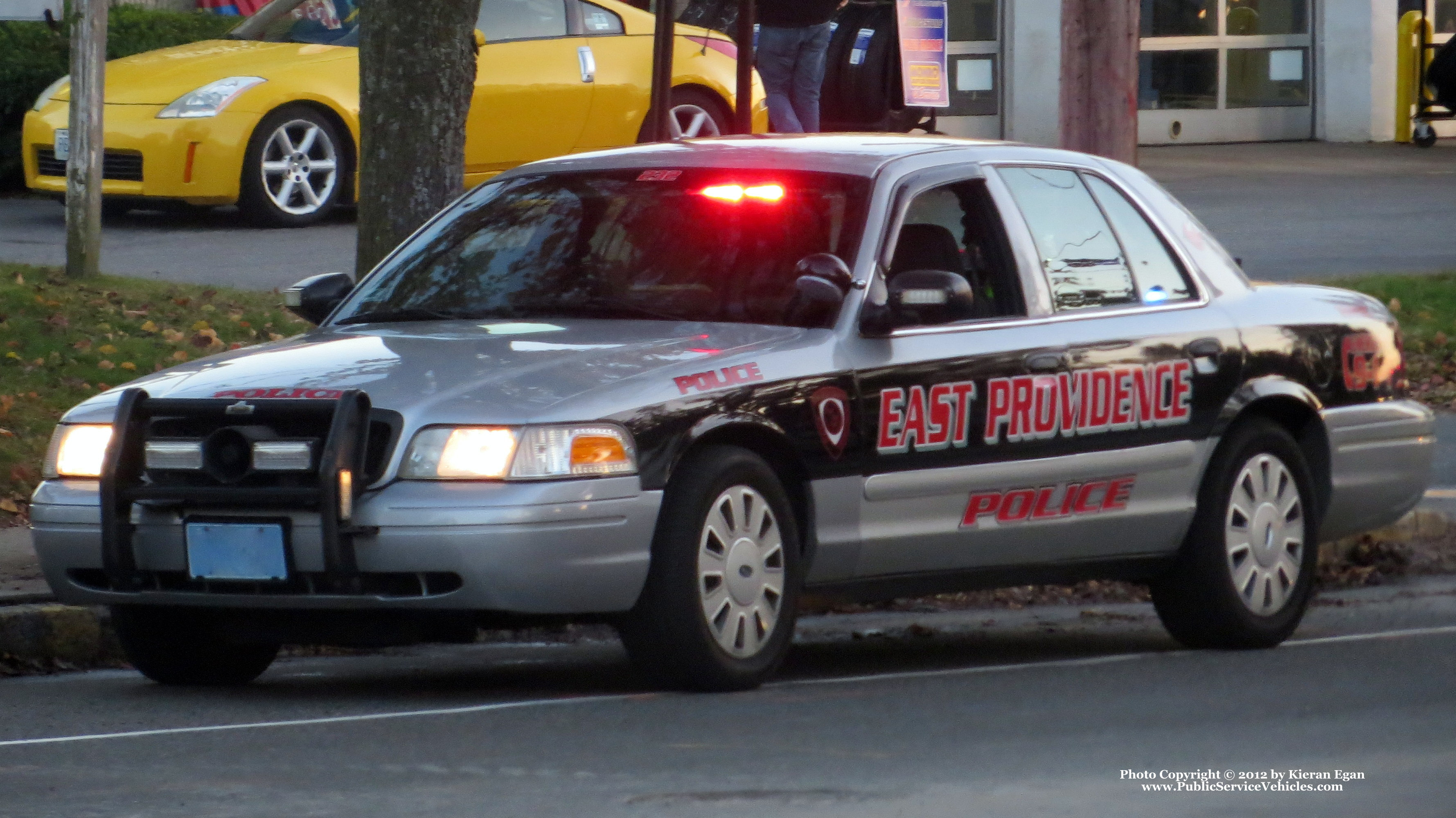 A photo  of East Providence Police
            Car [2]32, a 2006-2008 Ford Crown Victoria Police Interceptor             taken by Kieran Egan